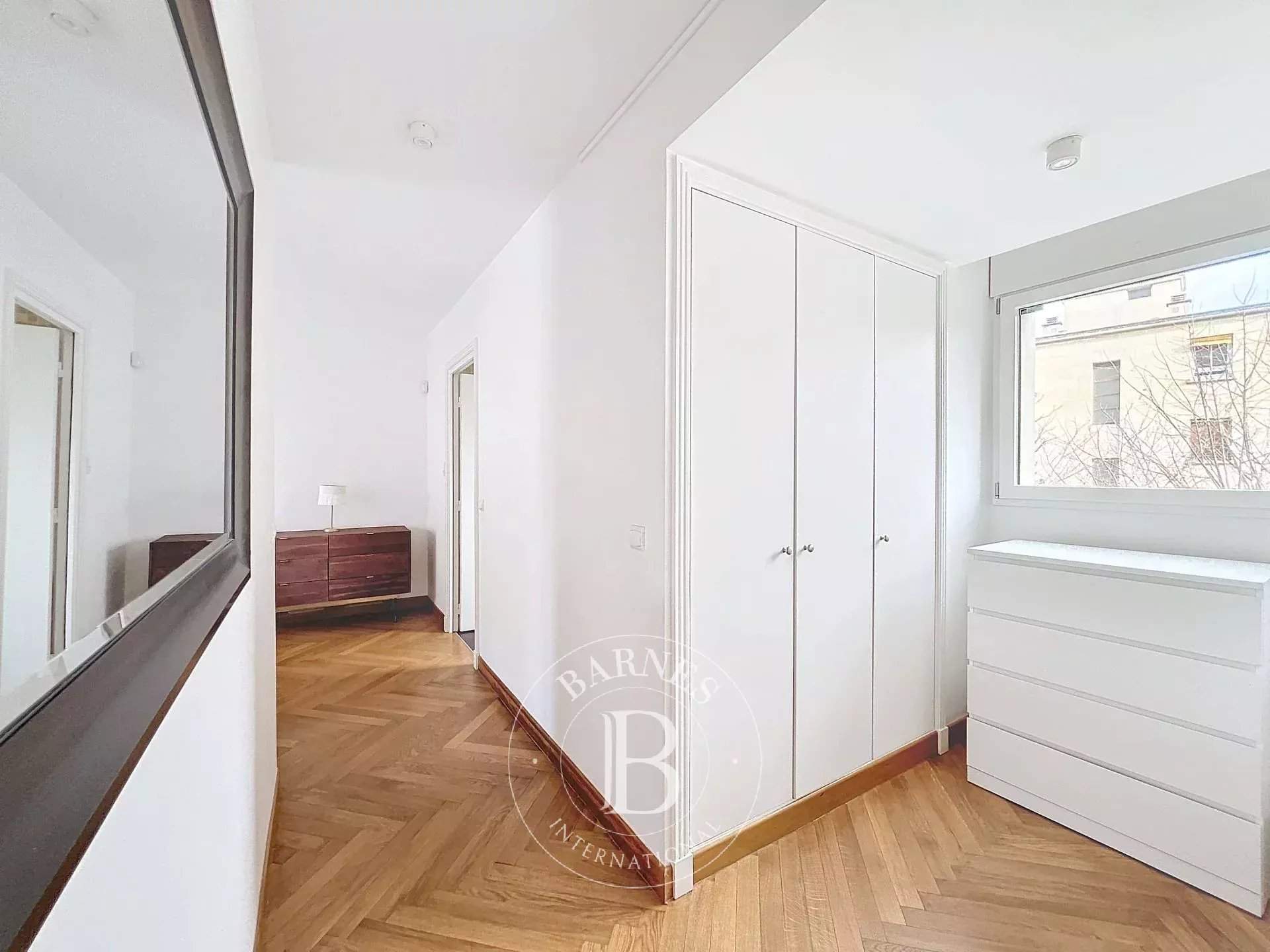 Neuilly-sur-Seine  - Apartment 3 Bedrooms - picture 11