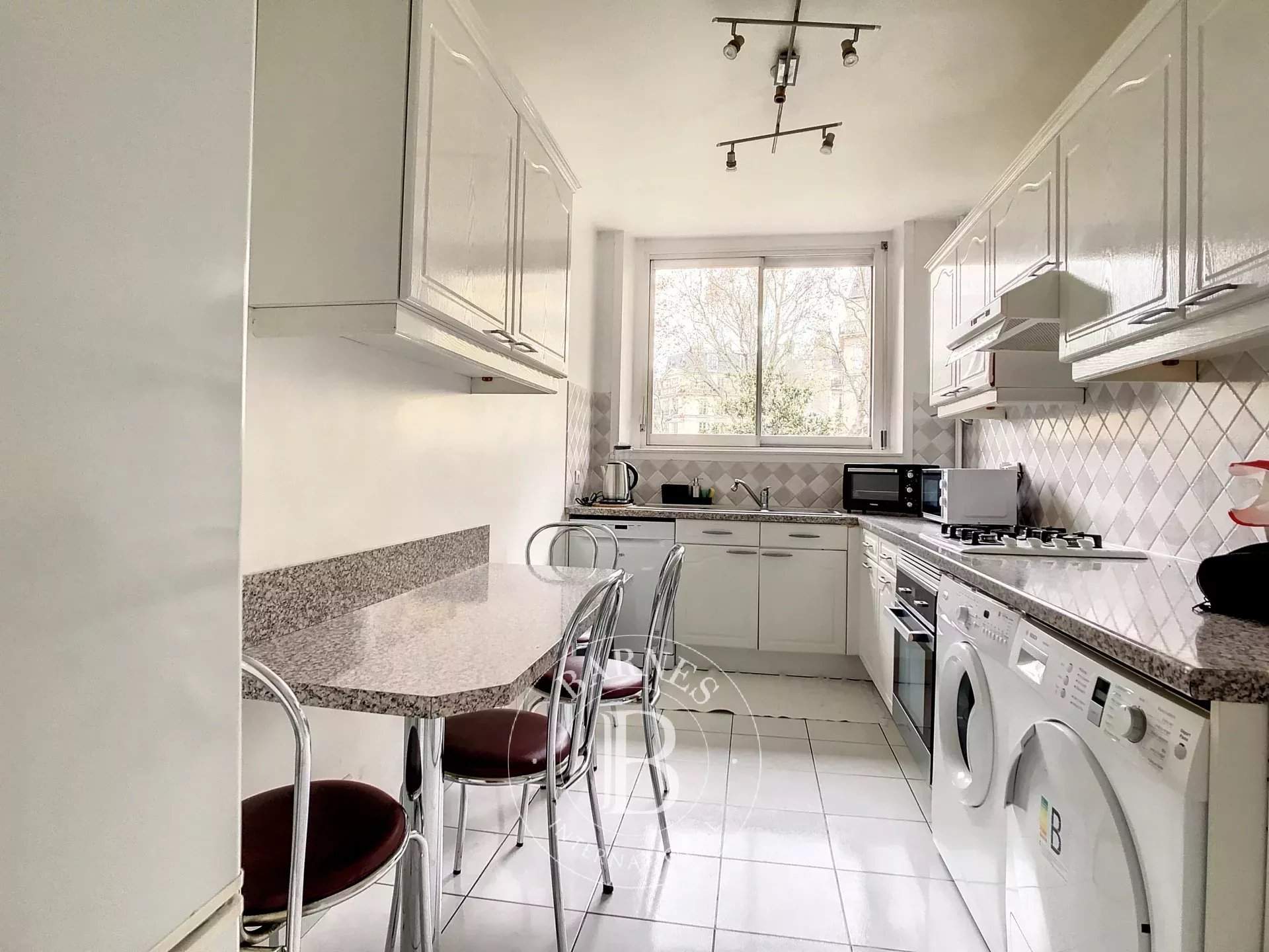 Neuilly-sur-Seine  - Piso 5 Cuartos 3 Habitaciones - picture 8