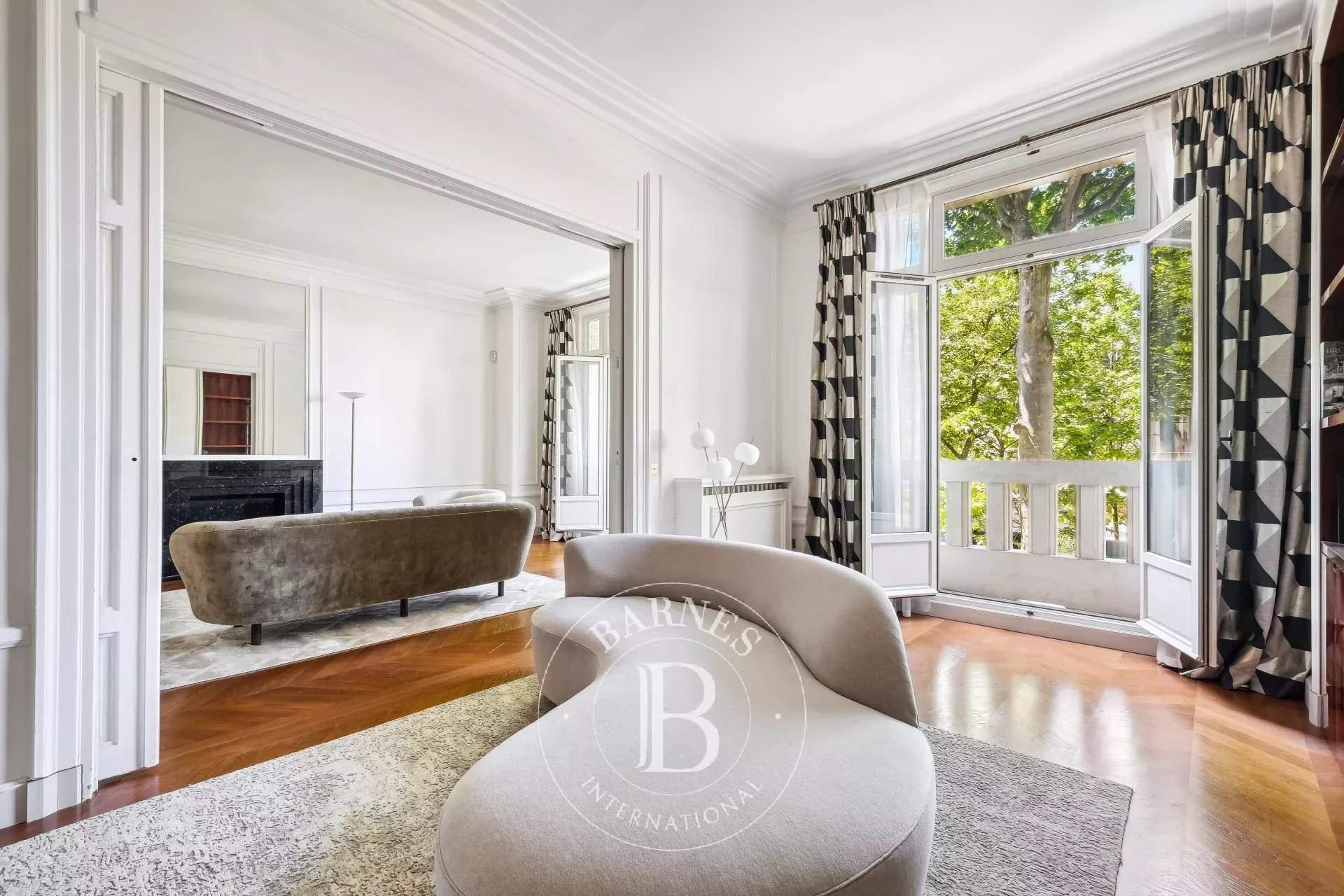 Neuilly-sur-Seine  - Appartement 8 Pi&egrave;ces 4 Chambres - picture 4