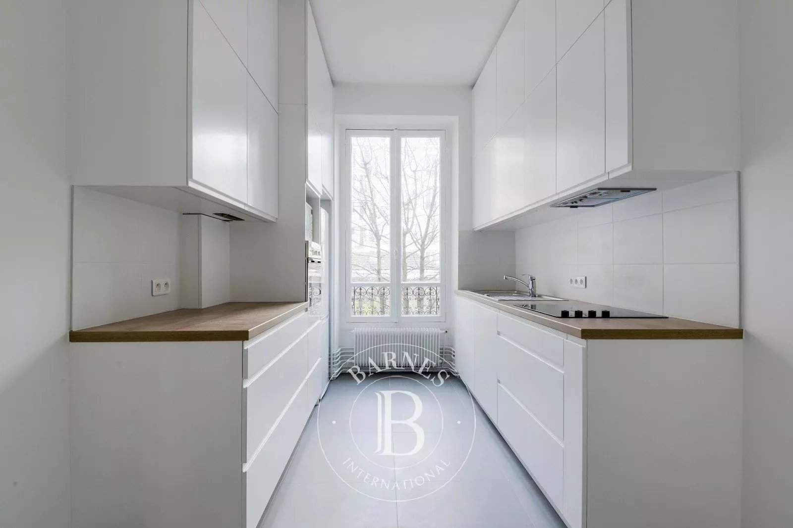 Neuilly-sur-Seine  - Appartement 6 Pièces 3 Chambres - picture 8