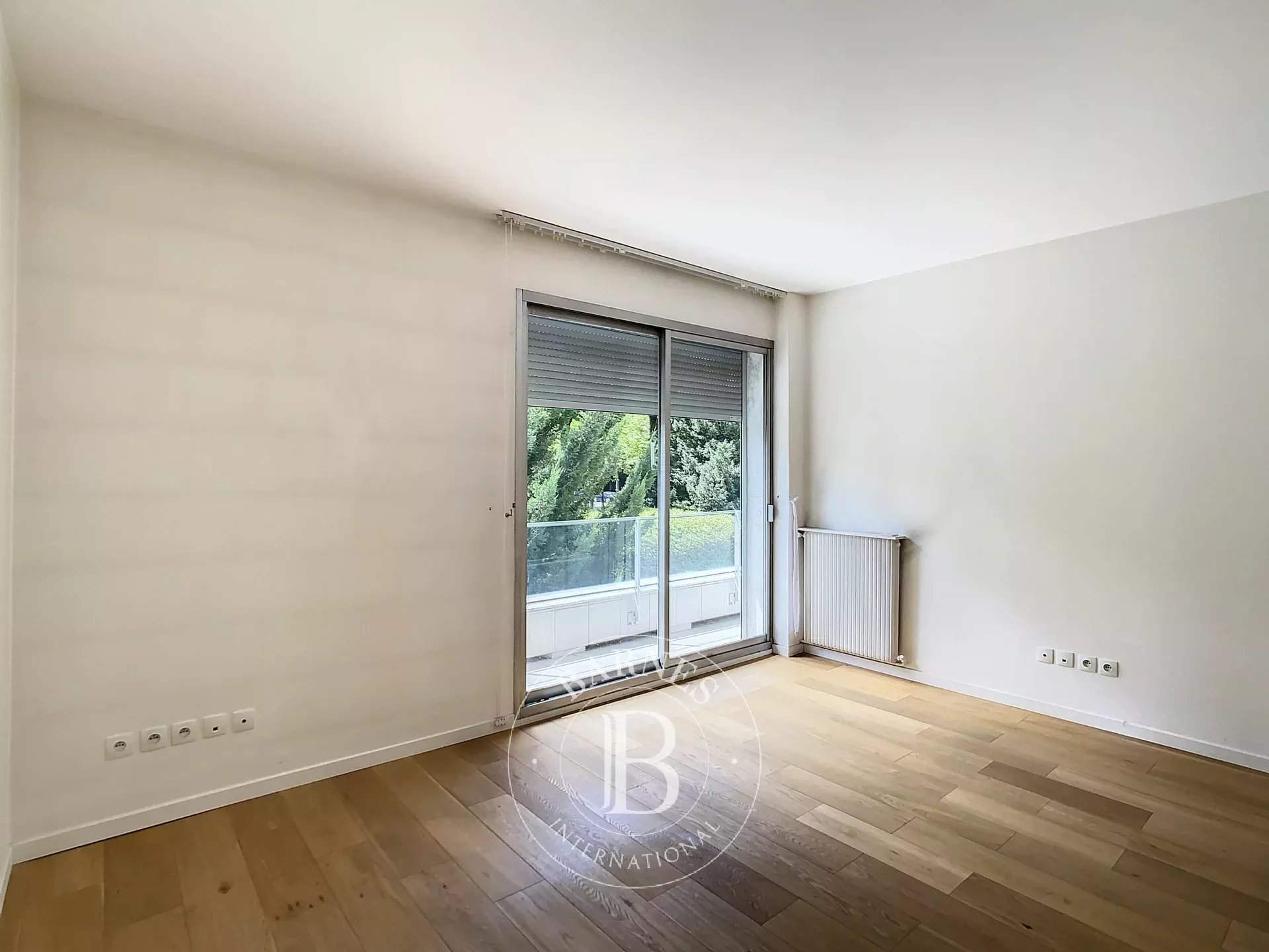 Neuilly-sur-Seine  - Apartment 3 Bedrooms - picture 8