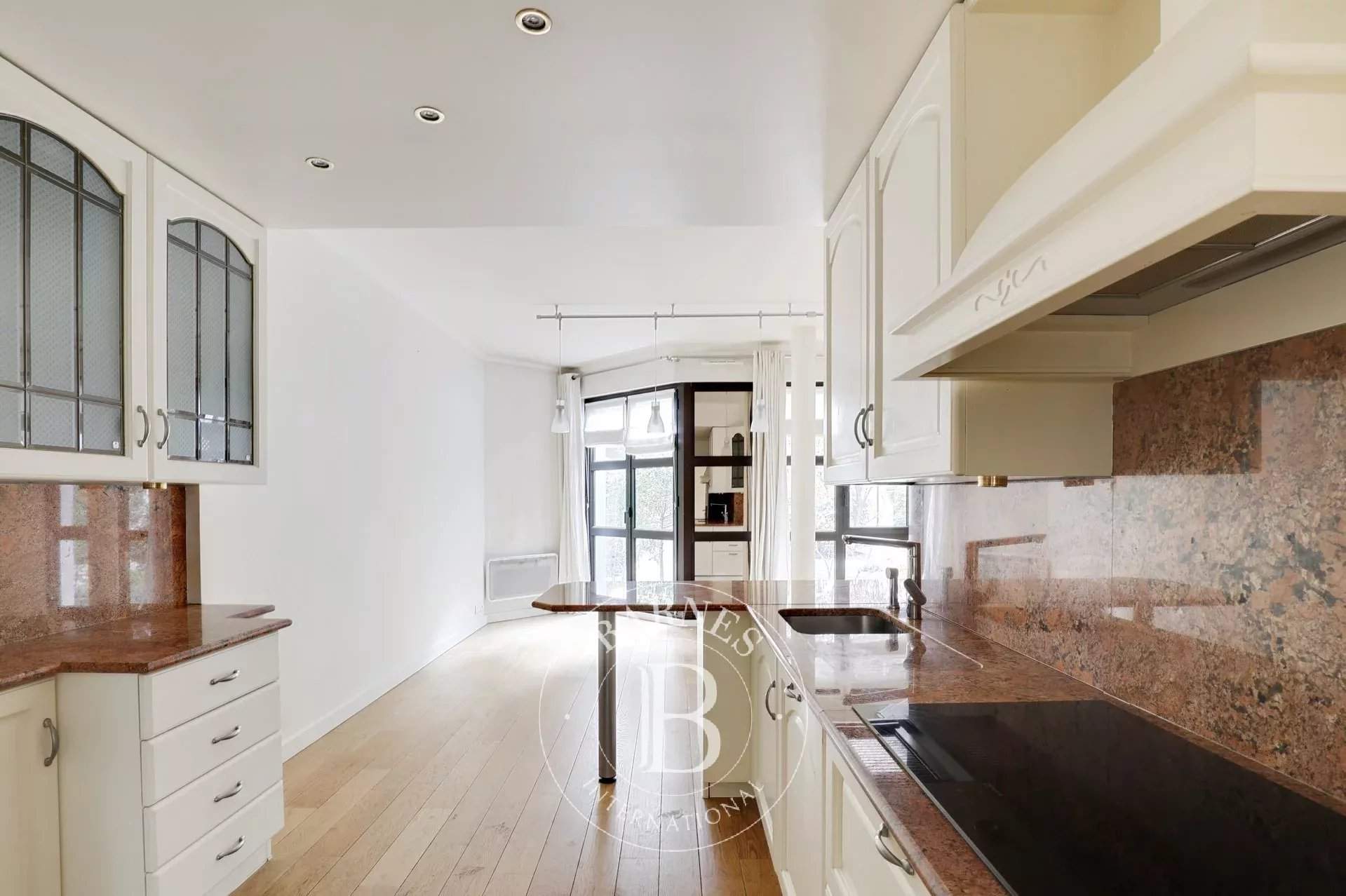 Neuilly-sur-Seine  - Appartement 6 Pièces 4 Chambres - picture 7