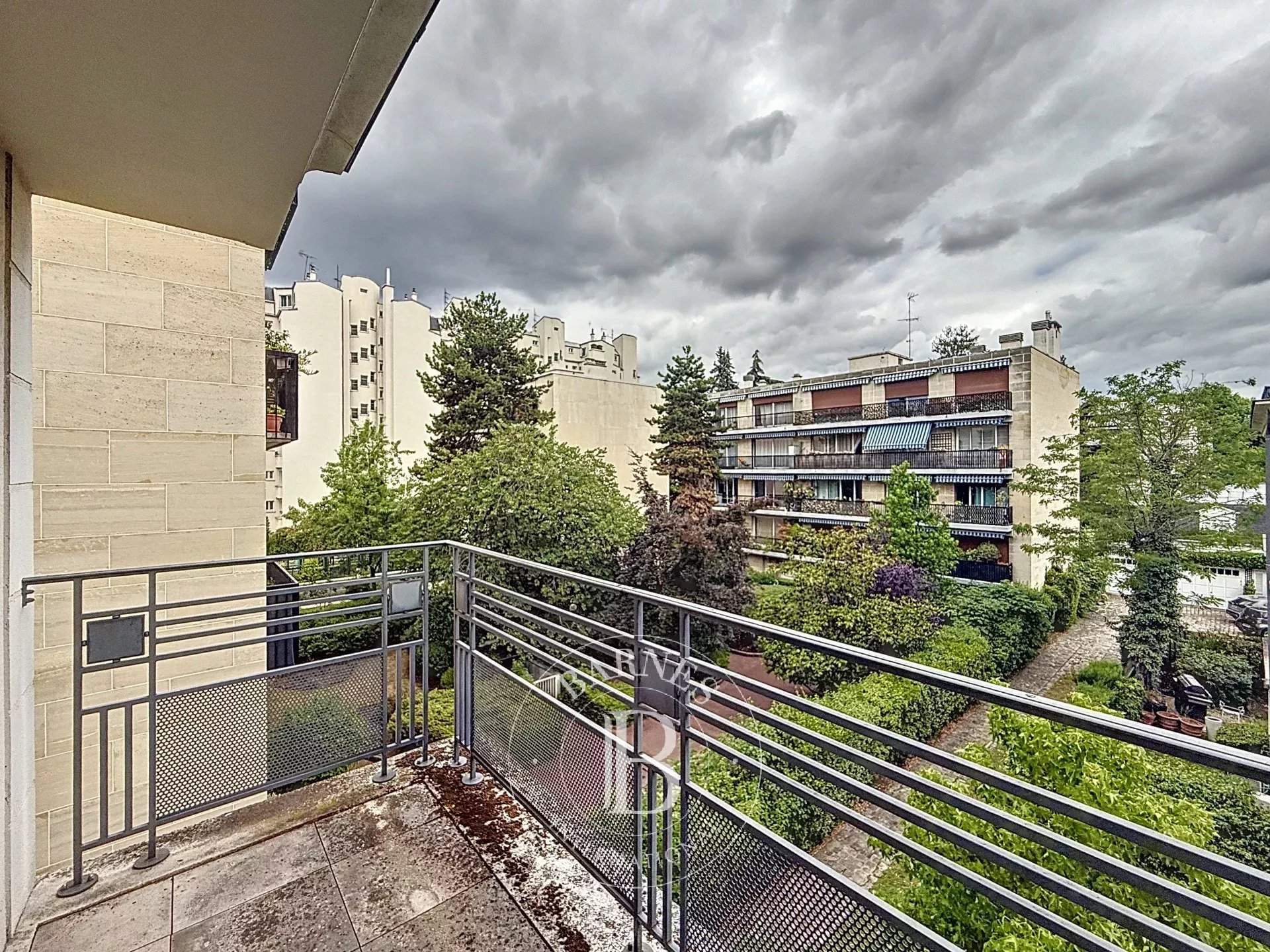 Neuilly-sur-Seine  - House 7 Bedrooms - picture 11