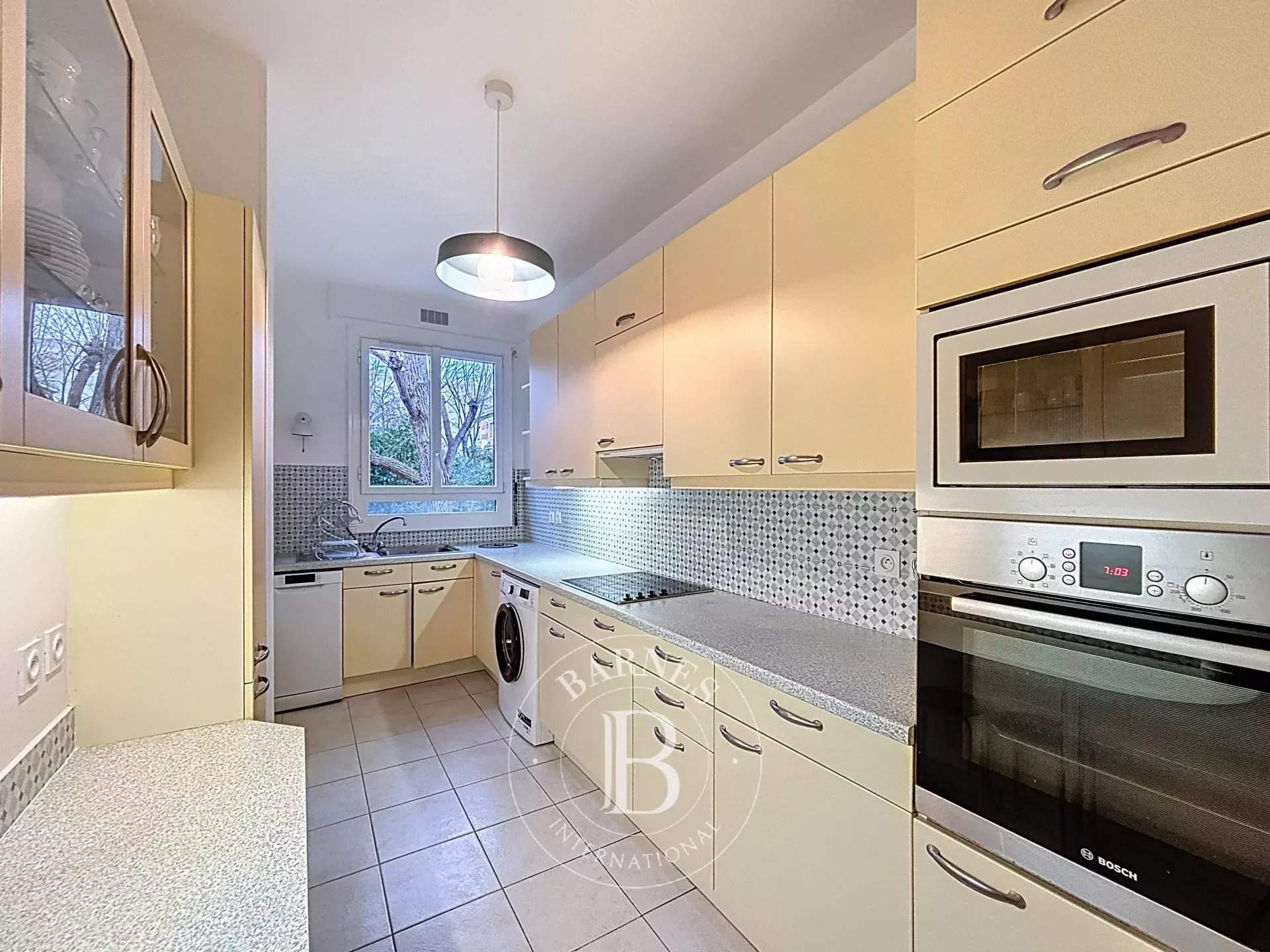 Neuilly-sur-Seine  - Piso 5 Cuartos 3 Habitaciones - picture 4