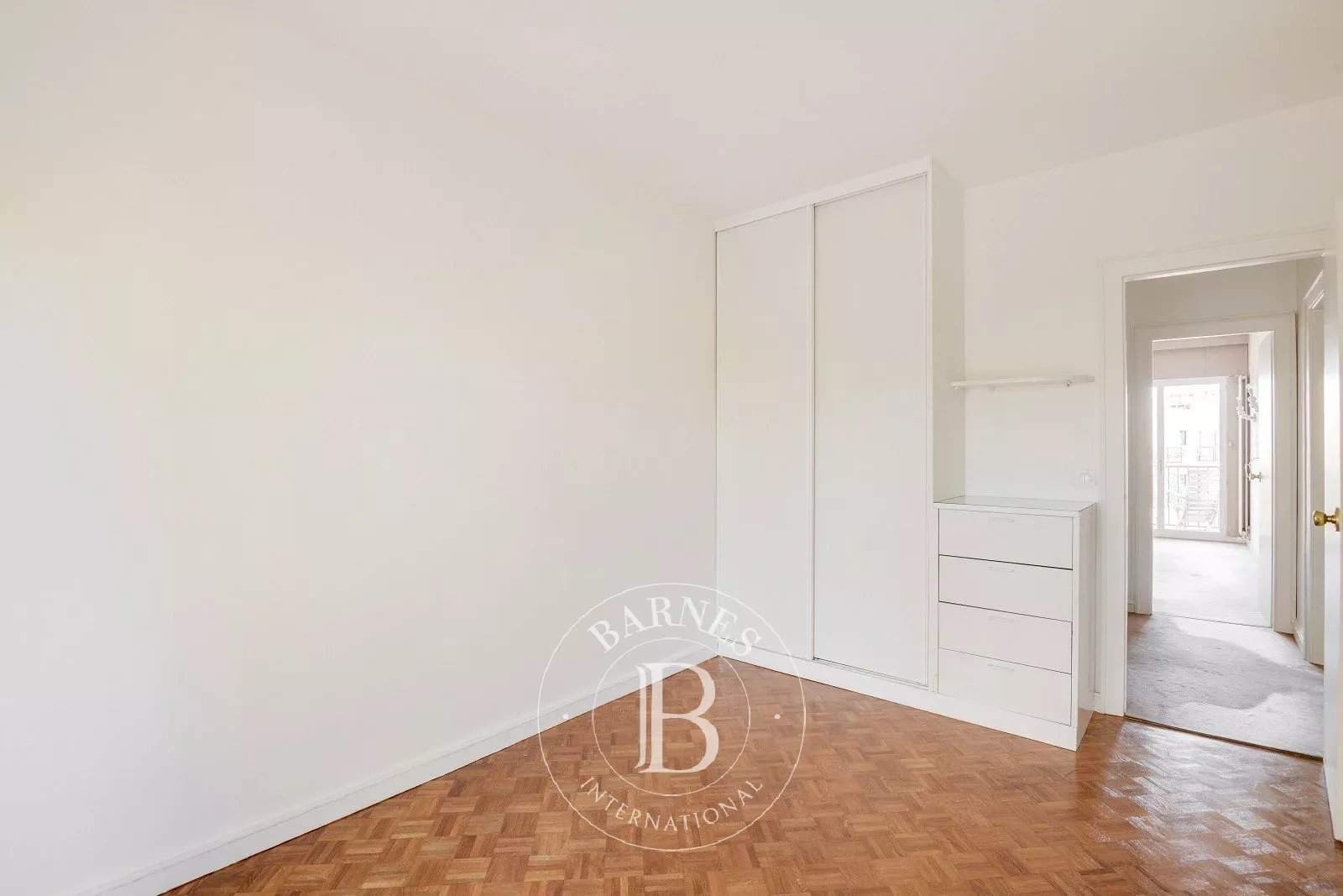 Neuilly-sur-Seine  - Appartement 6 Pi&egrave;ces 3 Chambres - picture 10