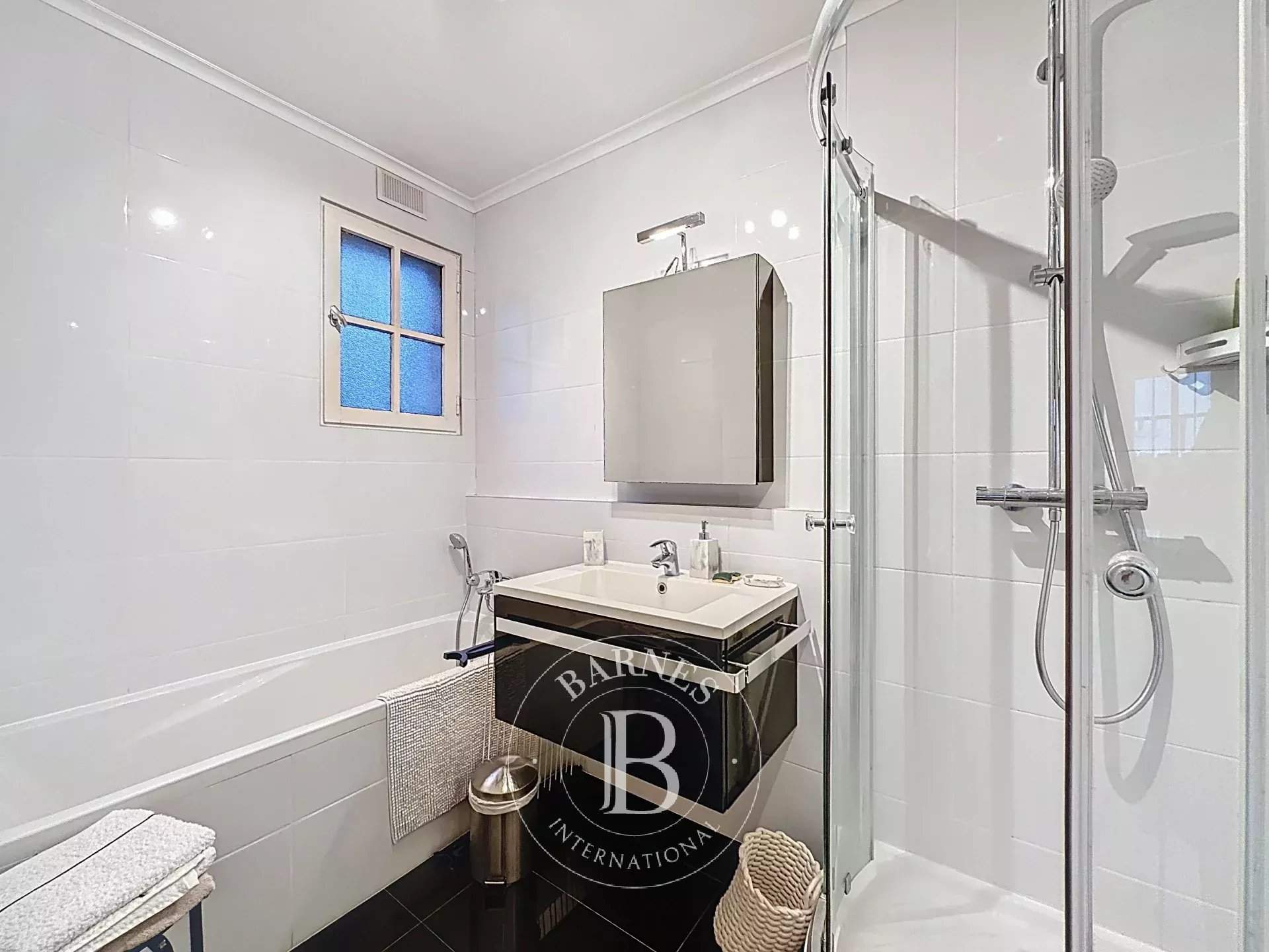 Neuilly-sur-Seine  - Appartement 2 Pièces, 1 Chambre - picture 9