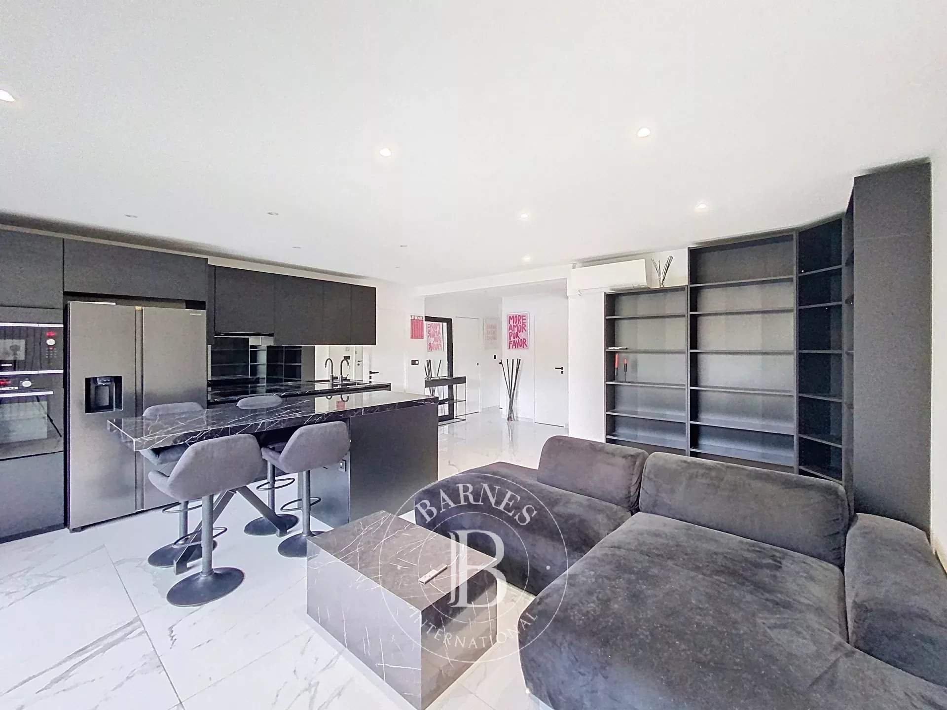 Neuilly-sur-Seine  - Appartement 3 Pi&egrave;ces 2 Chambres - picture 3