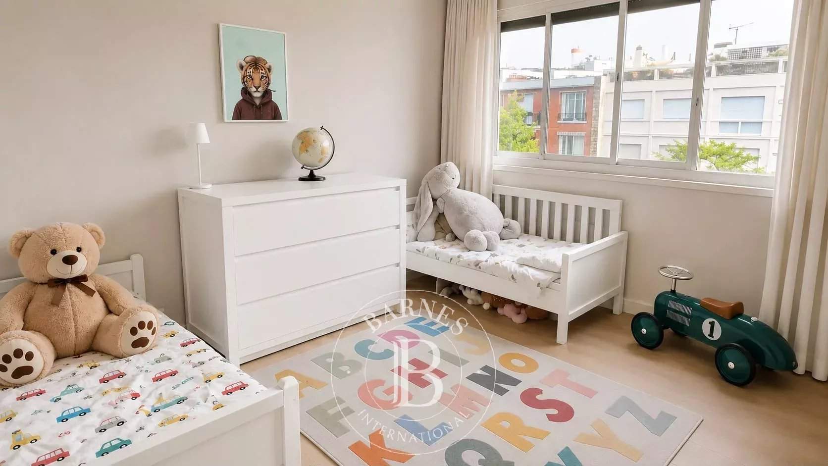 Neuilly-sur-Seine  - Appartement 4 Pi&egrave;ces 2 Chambres - picture 5
