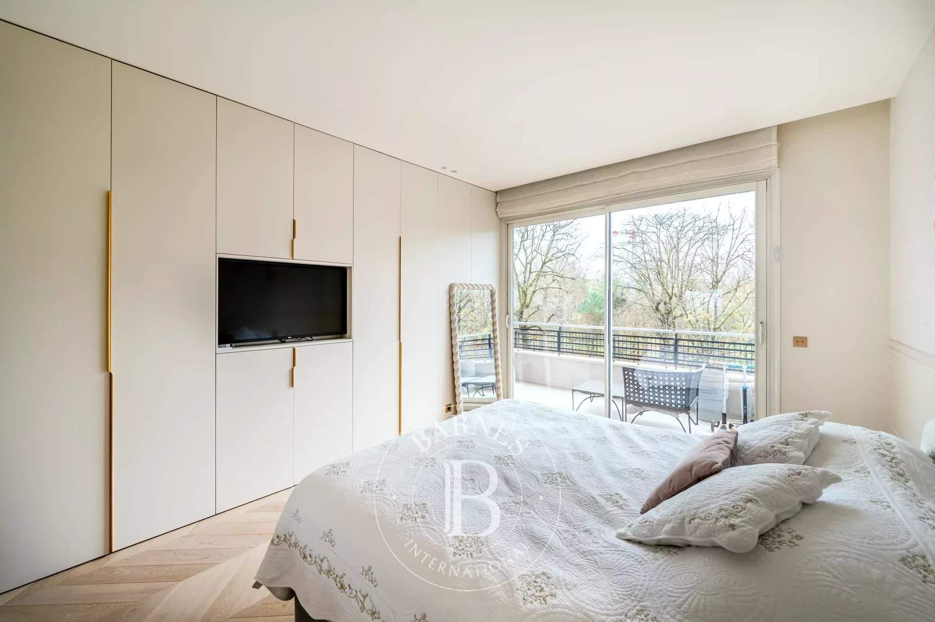 Neuilly-sur-Seine  - Appartement 5 Pi&egrave;ces 3 Chambres - picture 10