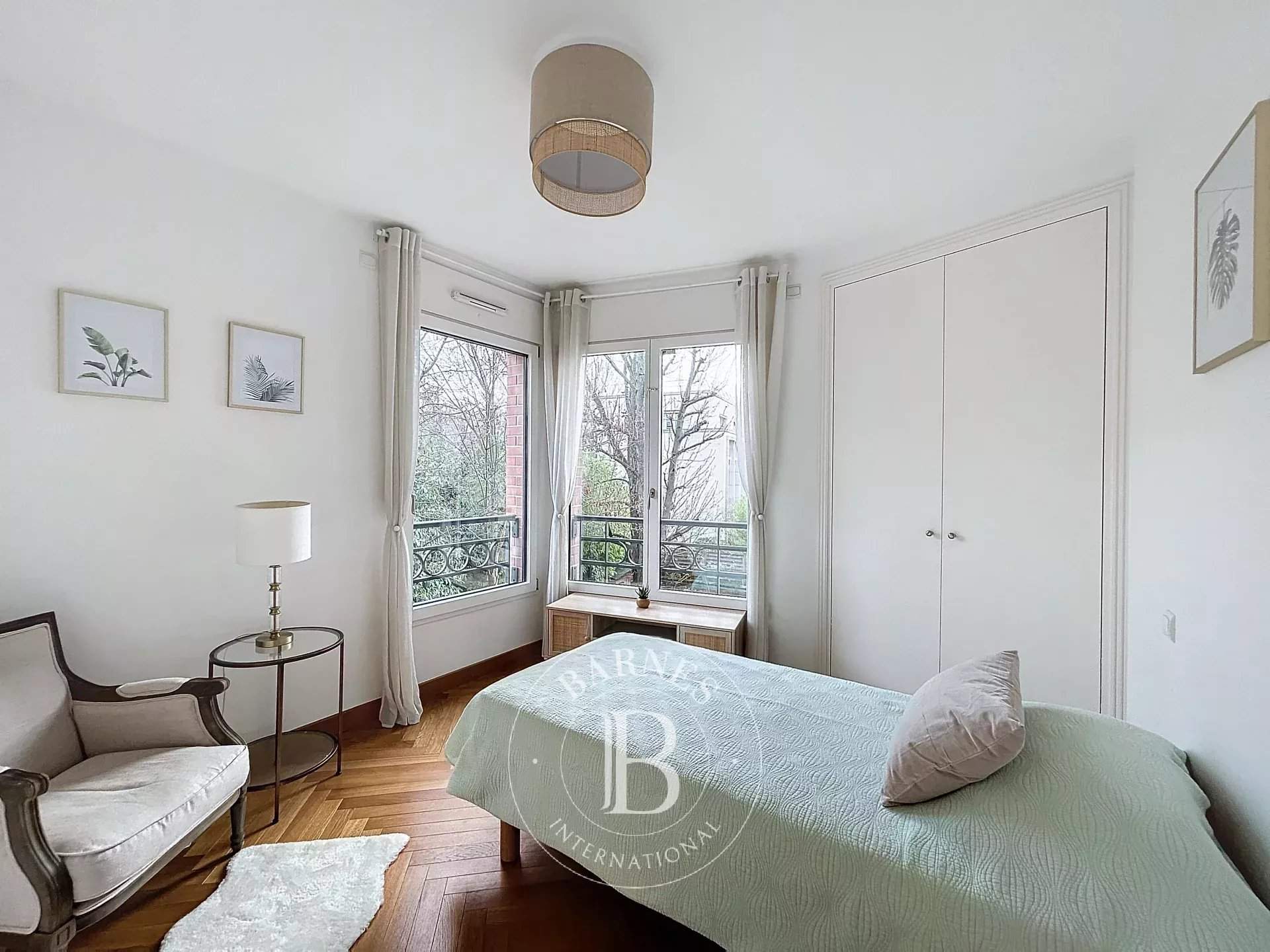 Neuilly-sur-Seine  - Appartement 5 Pièces 3 Chambres - picture 8