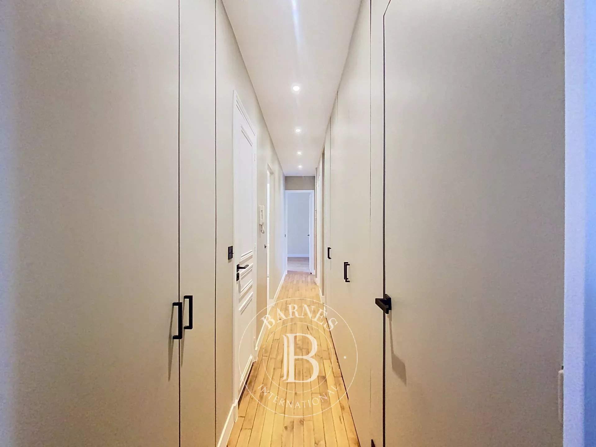 Neuilly-sur-Seine  - Piso 4 Cuartos 3 Habitaciones - picture 9