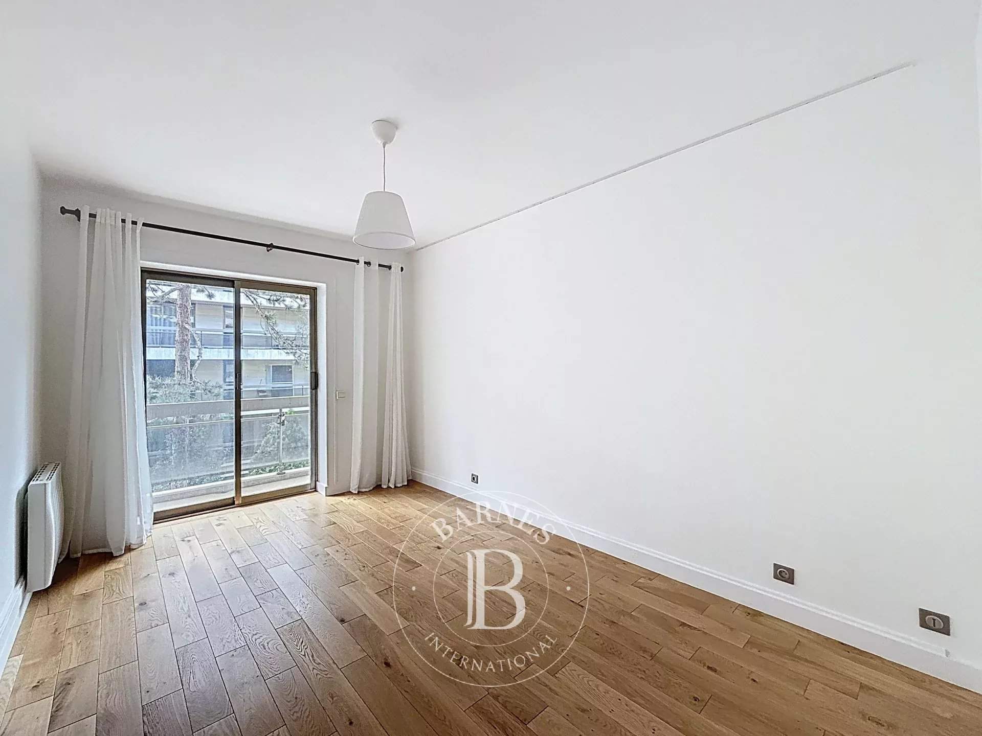 Neuilly-sur-Seine  - Apartment 2 Bedrooms - picture 10