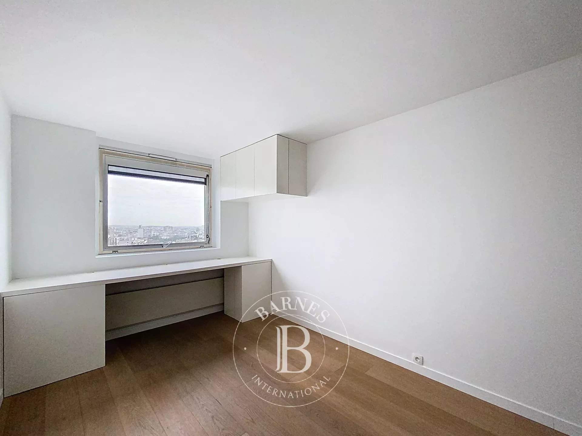 Courbevoie  - Appartement 4 Pi&egrave;ces 3 Chambres - picture 8