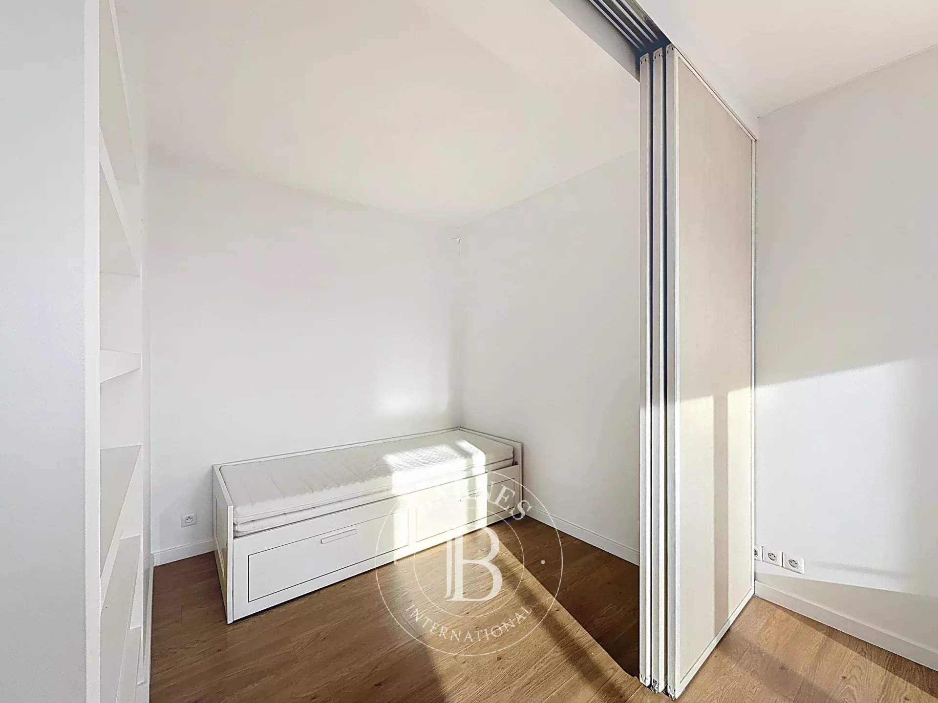 Neuilly-sur-Seine  - Piso 1 Cuarto, 1 Habitacion - picture 5