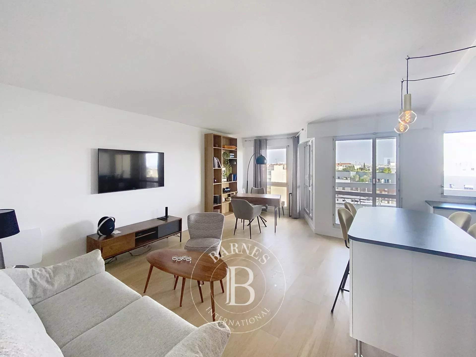 Courbevoie  - Appartement 3 Pièces 2 Chambres - picture 4
