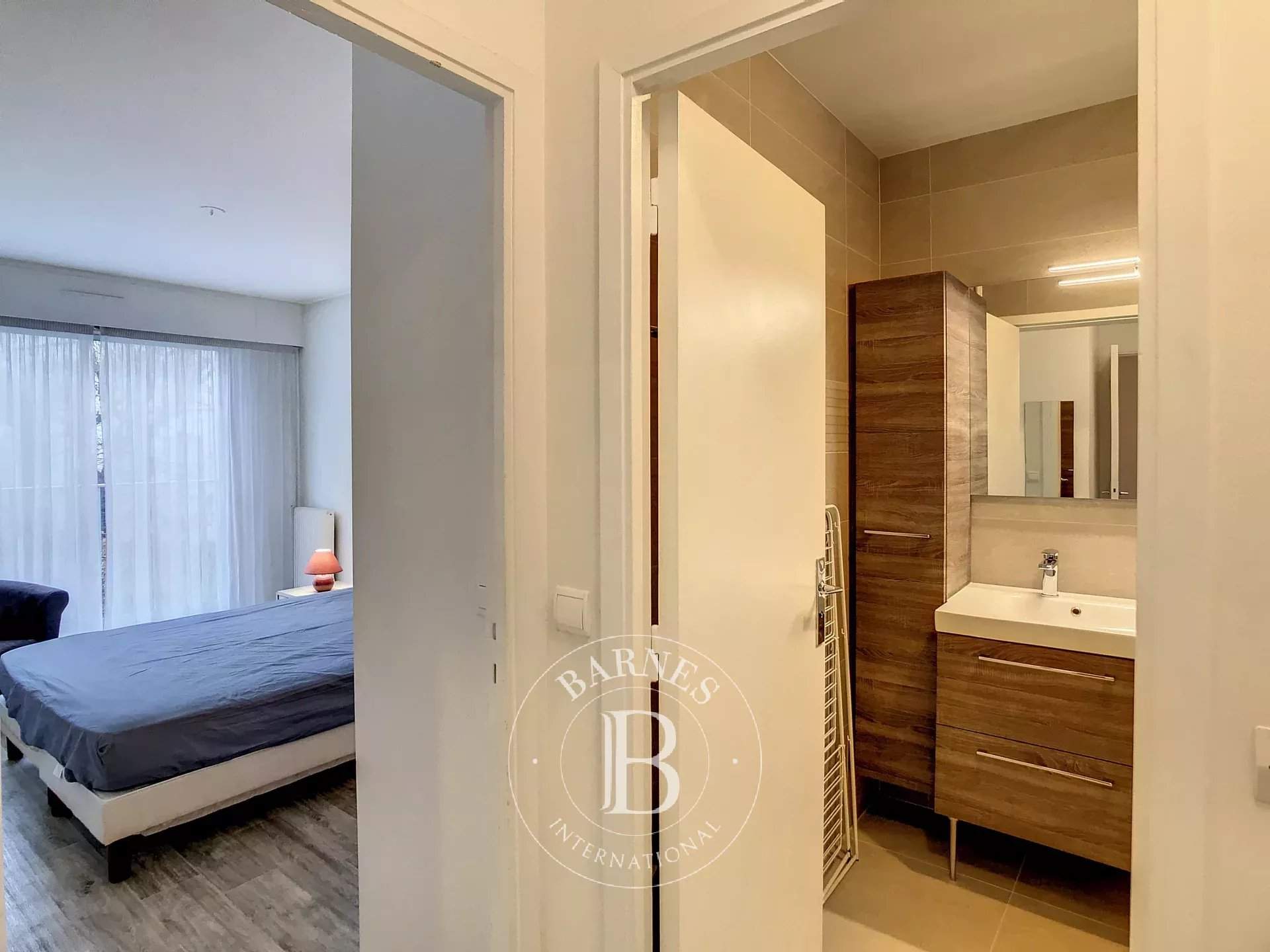 Neuilly-sur-Seine  - Piso 2 Cuartos, 1 Habitacion - picture 10