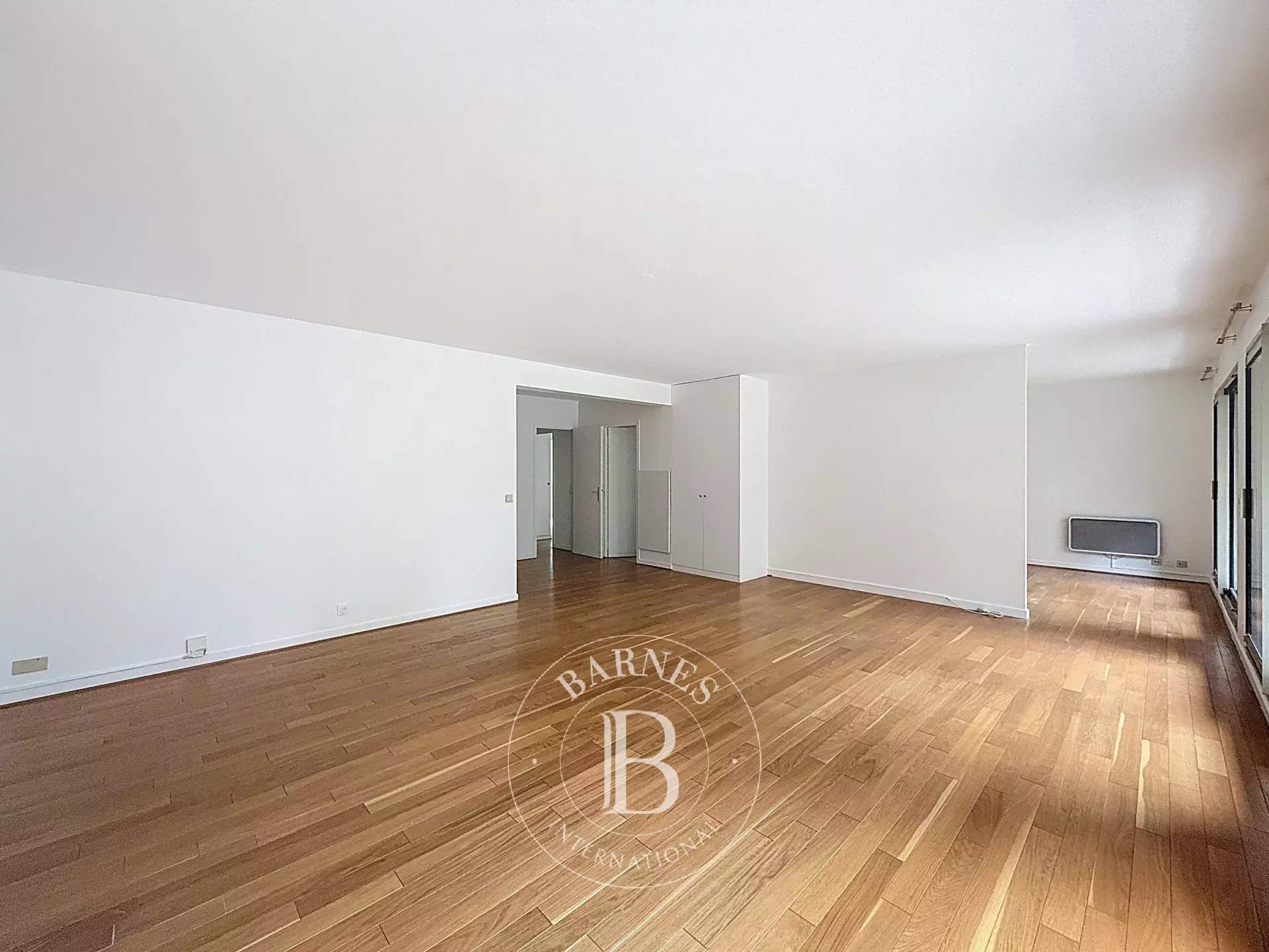 Neuilly-sur-Seine  - Appartement 4 Pièces 2 Chambres - picture 4