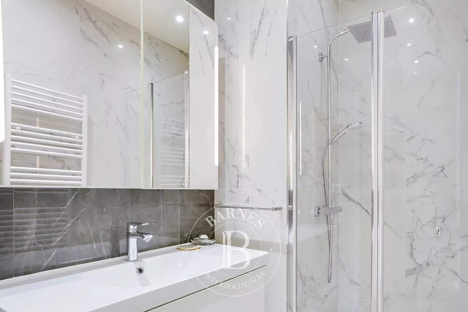 Neuilly-sur-Seine  - Apartment 3 Bedrooms - picture 9