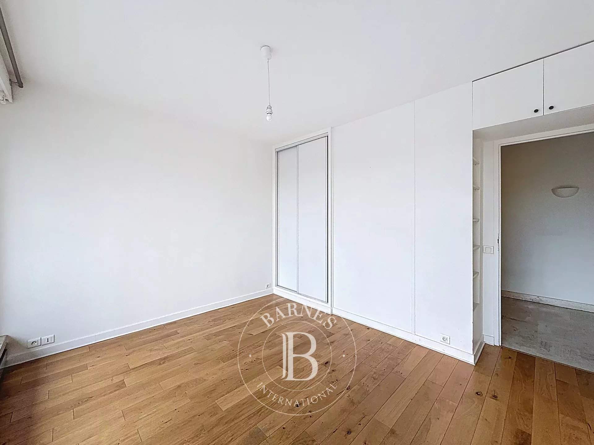 Neuilly-sur-Seine  - Apartment 2 Bedrooms - picture 8