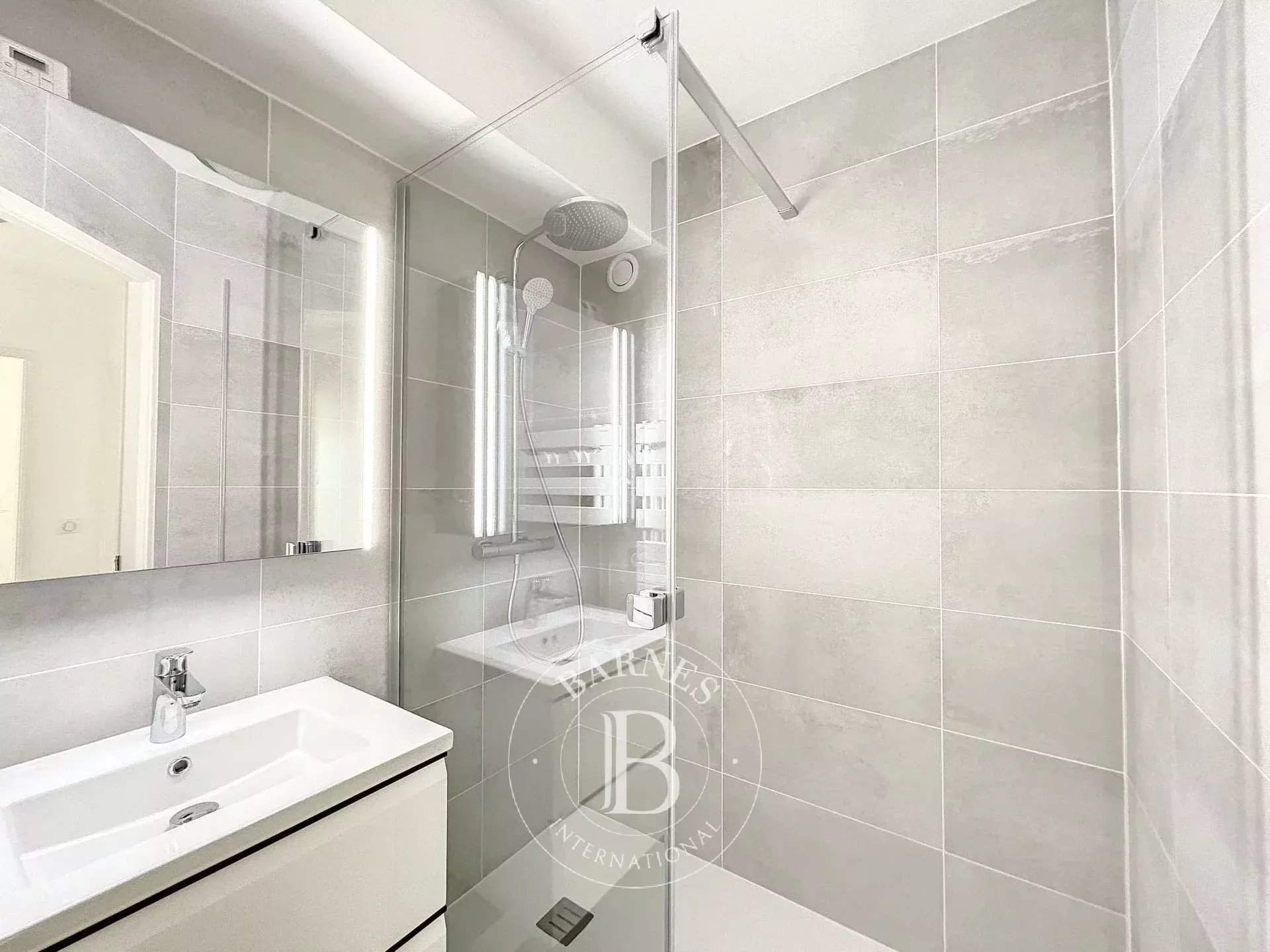 Levallois-Perret  - Appartement 5 Pièces 3 Chambres - picture 17