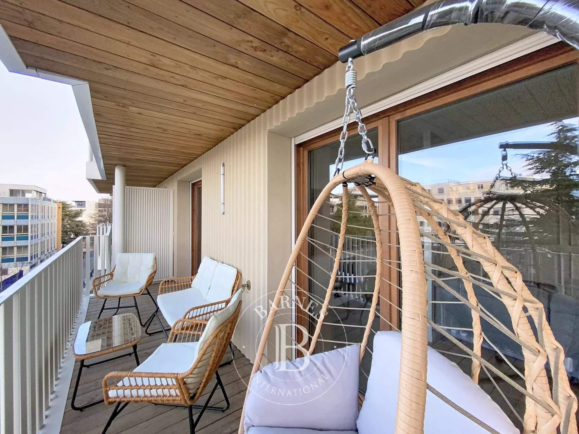 Courbevoie  - Appartement 3 Pi&egrave;ces 2 Chambres - picture 10