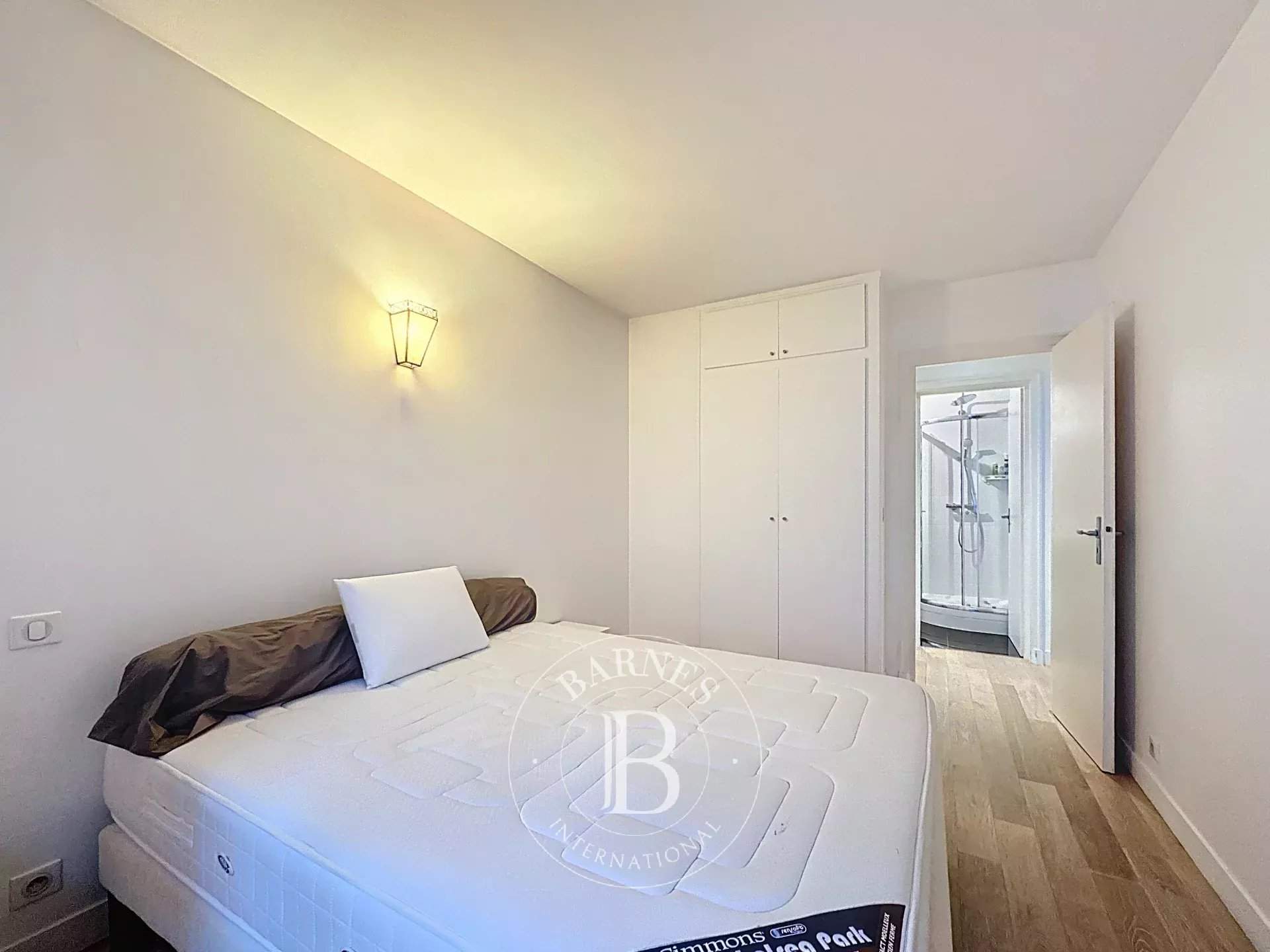 Neuilly-sur-Seine  - Appartement 2 Pièces, 1 Chambre - picture 7