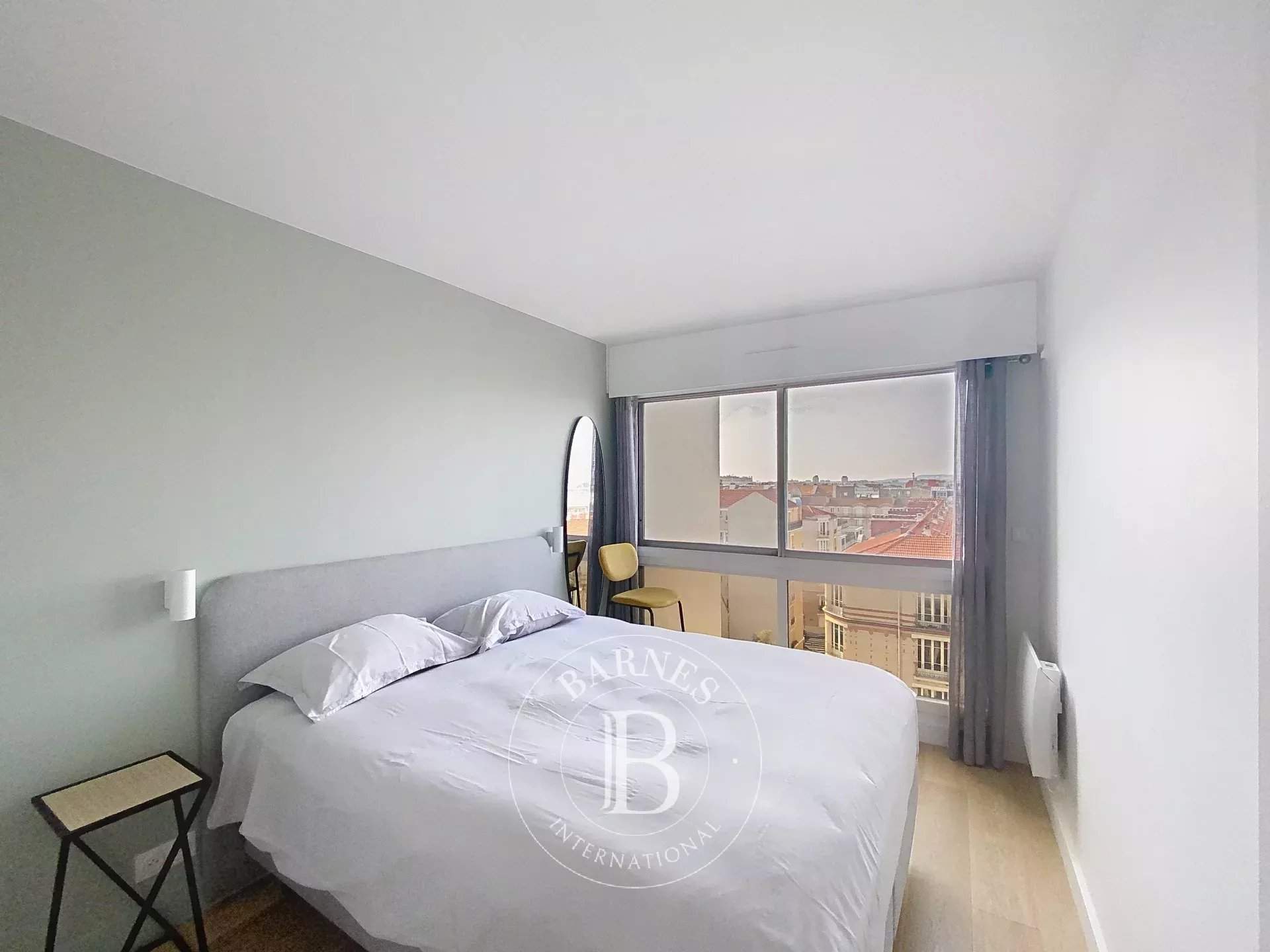 Courbevoie  - Appartement 3 Pièces 2 Chambres - picture 5