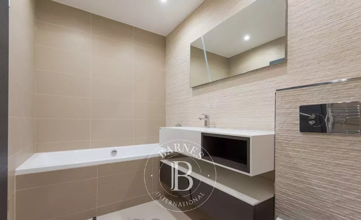 Neuilly-sur-Seine  - Apartment 3 Bedrooms - picture 10