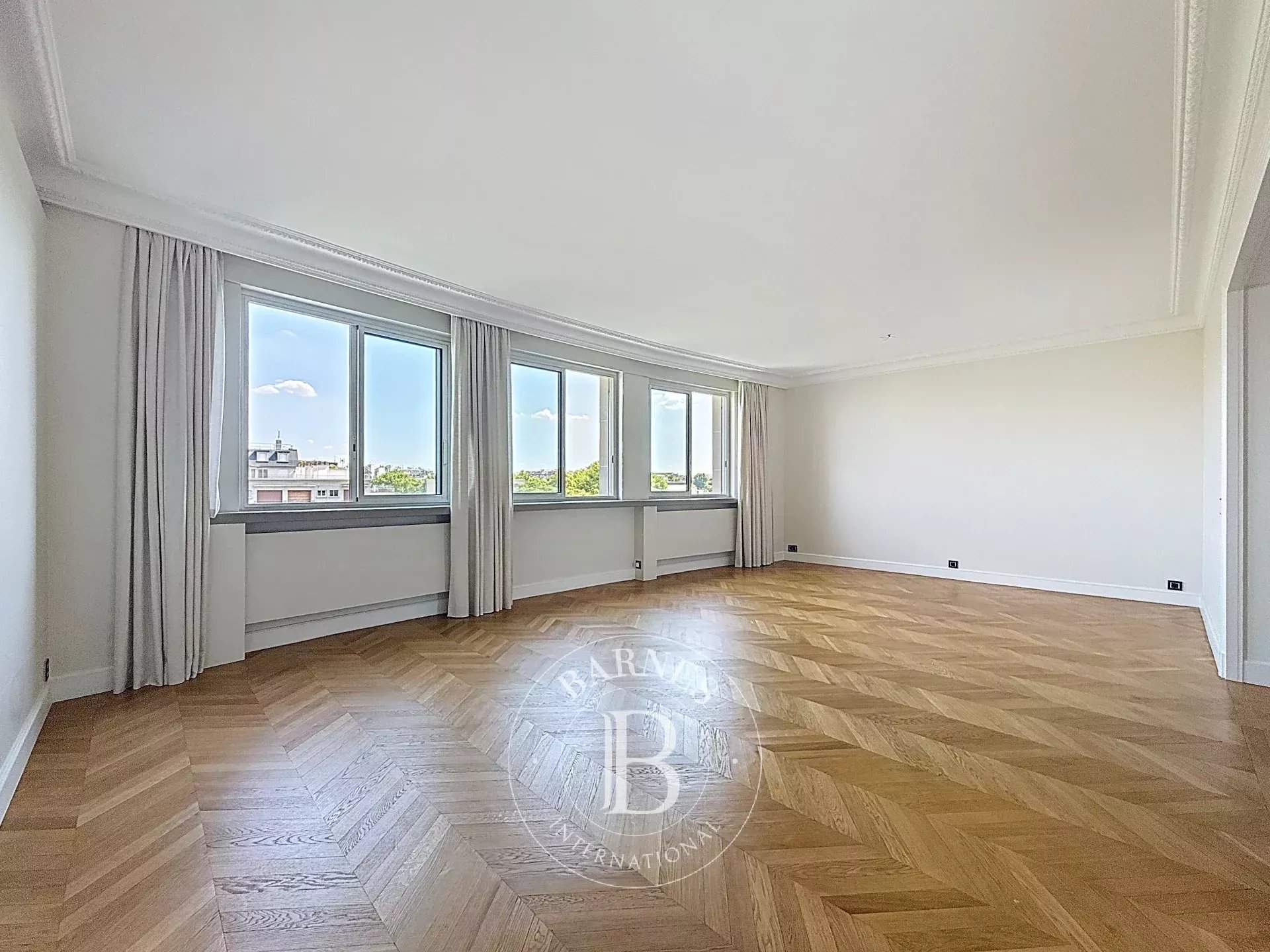 Neuilly-sur-Seine  - Appartement 6 Pièces 4 Chambres - picture 2