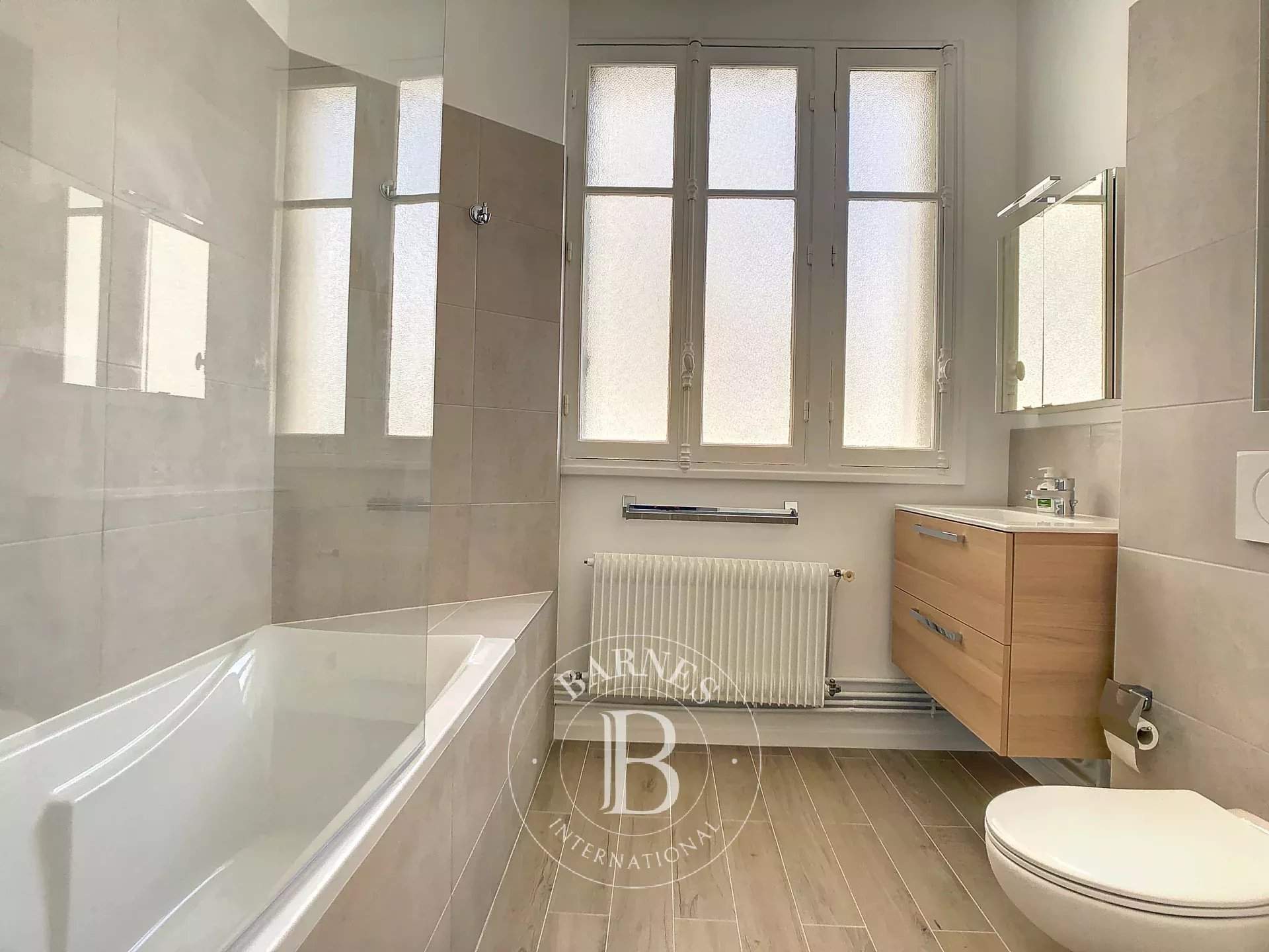 Neuilly-sur-Seine  - Piso 4 Cuartos 2 Habitaciones - picture 9