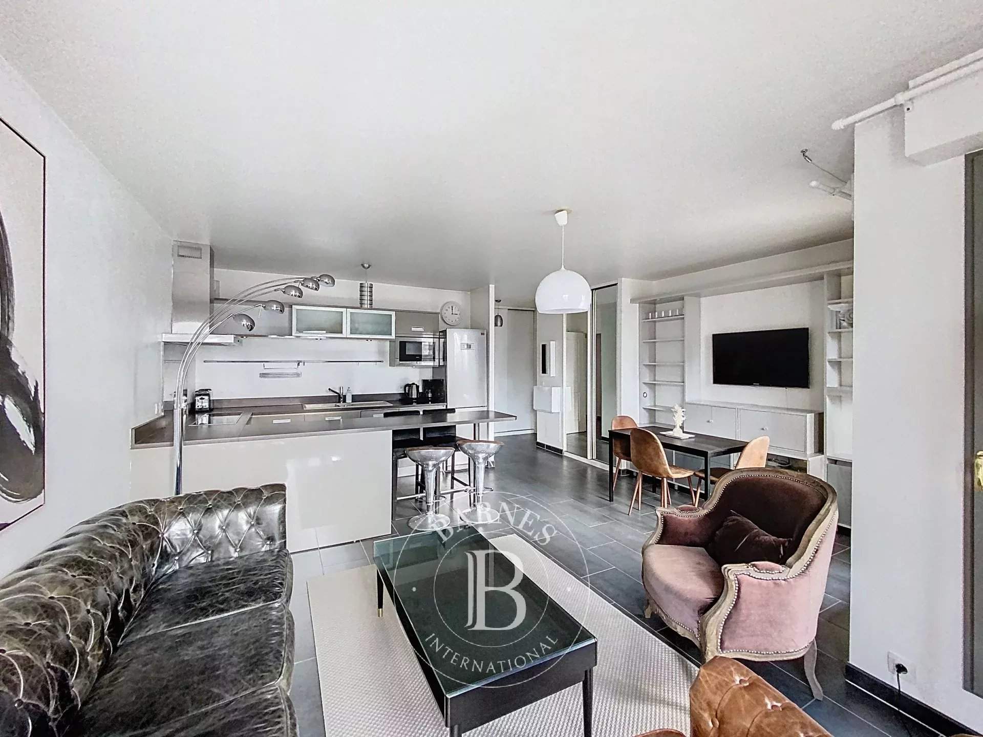 Courbevoie  - Apartment 2 Bedrooms - picture 2