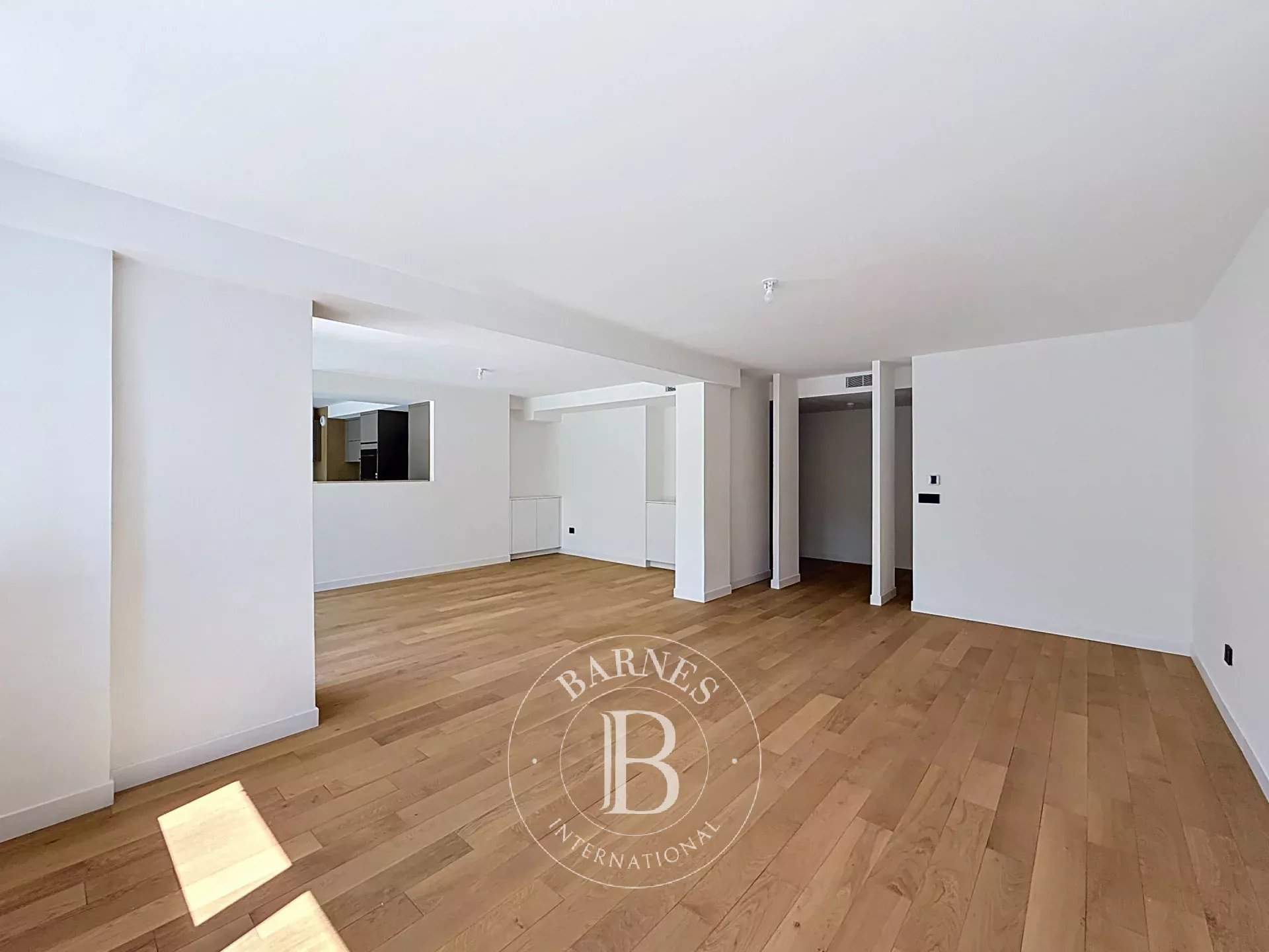 Neuilly-sur-Seine  - Appartement 5 Pi&egrave;ces 3 Chambres - picture 4