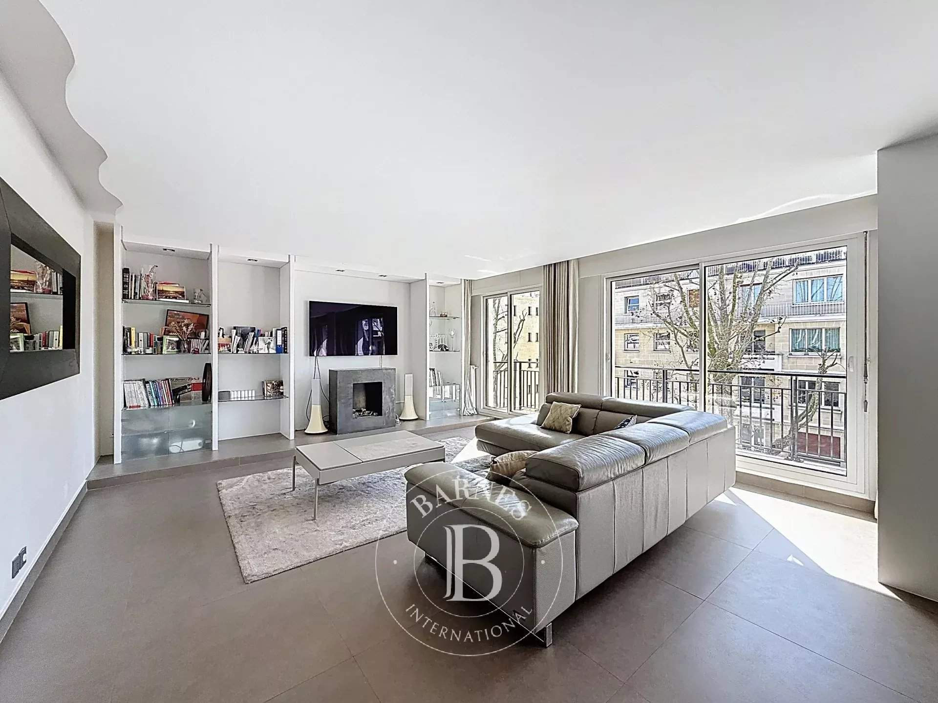 Neuilly-sur-Seine  - Appartement 5 Pi&egrave;ces 3 Chambres - picture 2