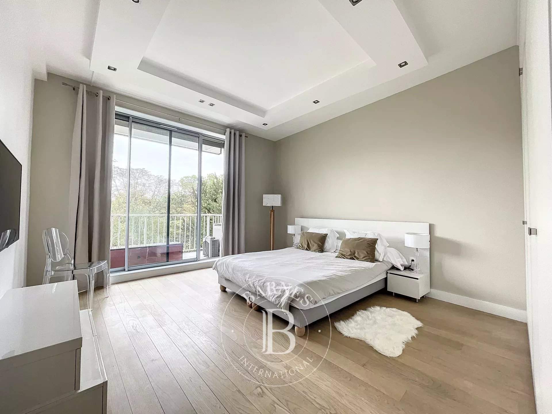 Neuilly-sur-Seine  - Apartment 5 Bedrooms - picture 13