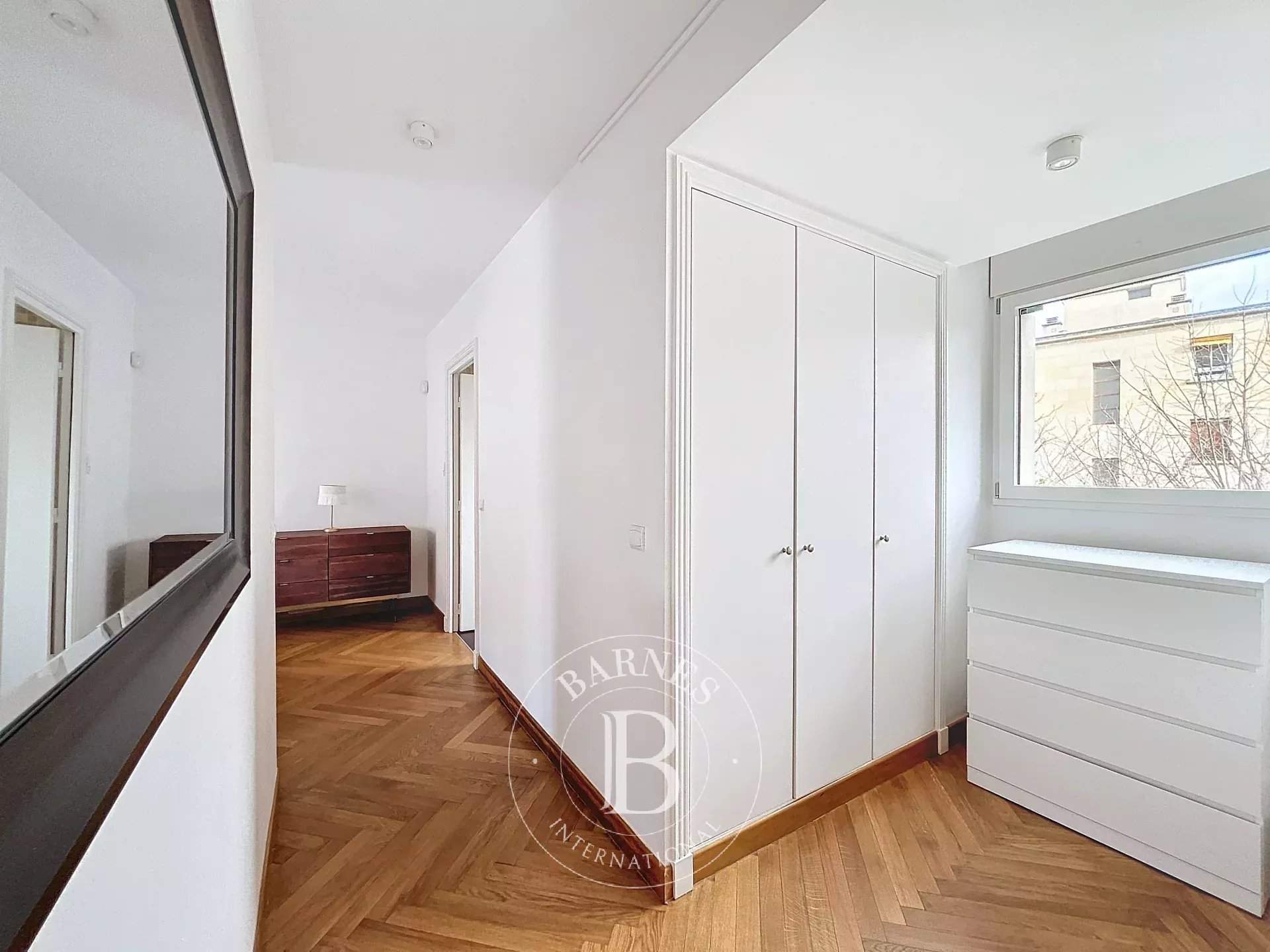 Neuilly-sur-Seine  - Appartement 5 Pièces 3 Chambres - picture 12