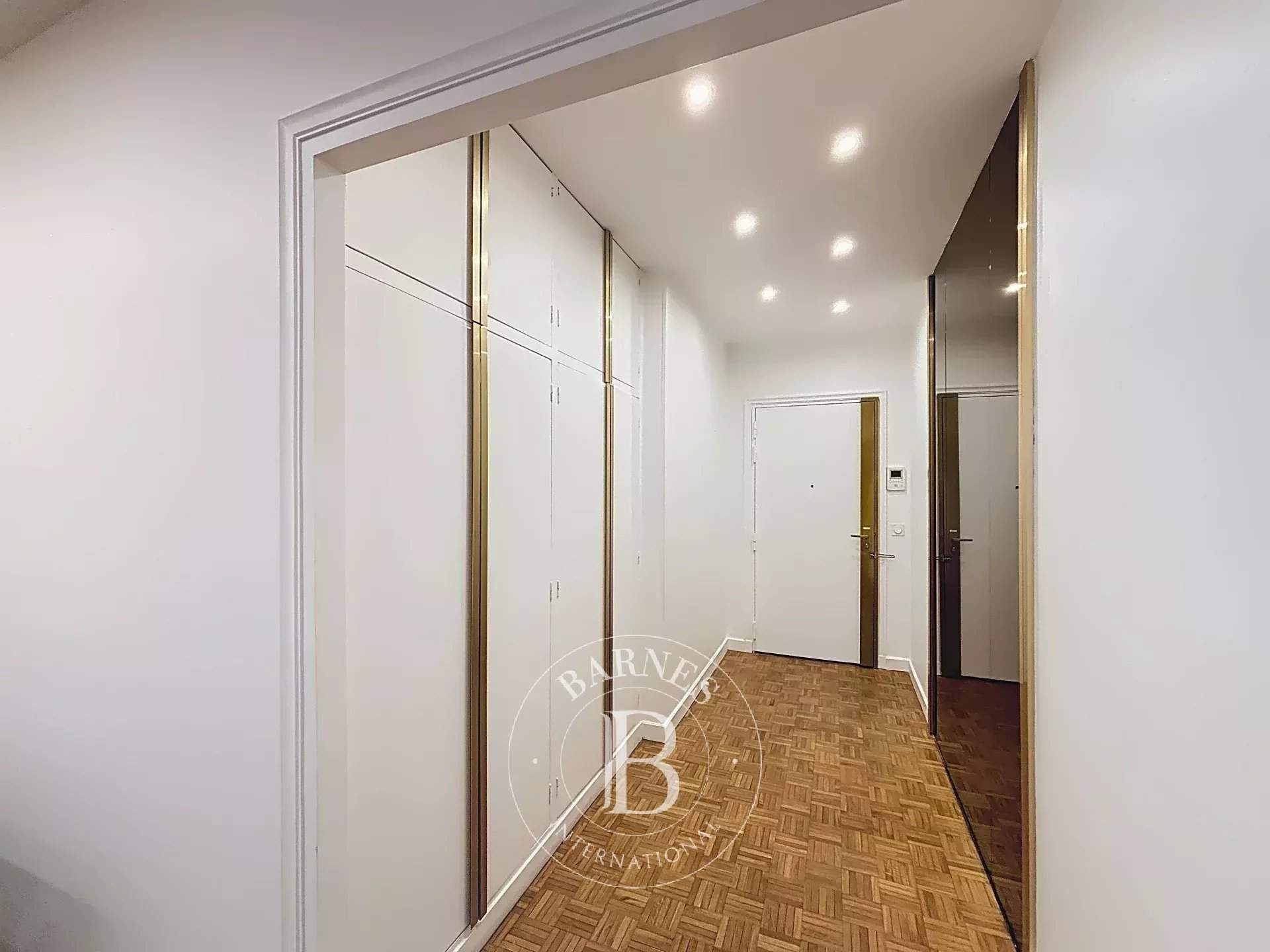 Neuilly-sur-Seine  - Piso 5 Cuartos 3 Habitaciones - picture 11