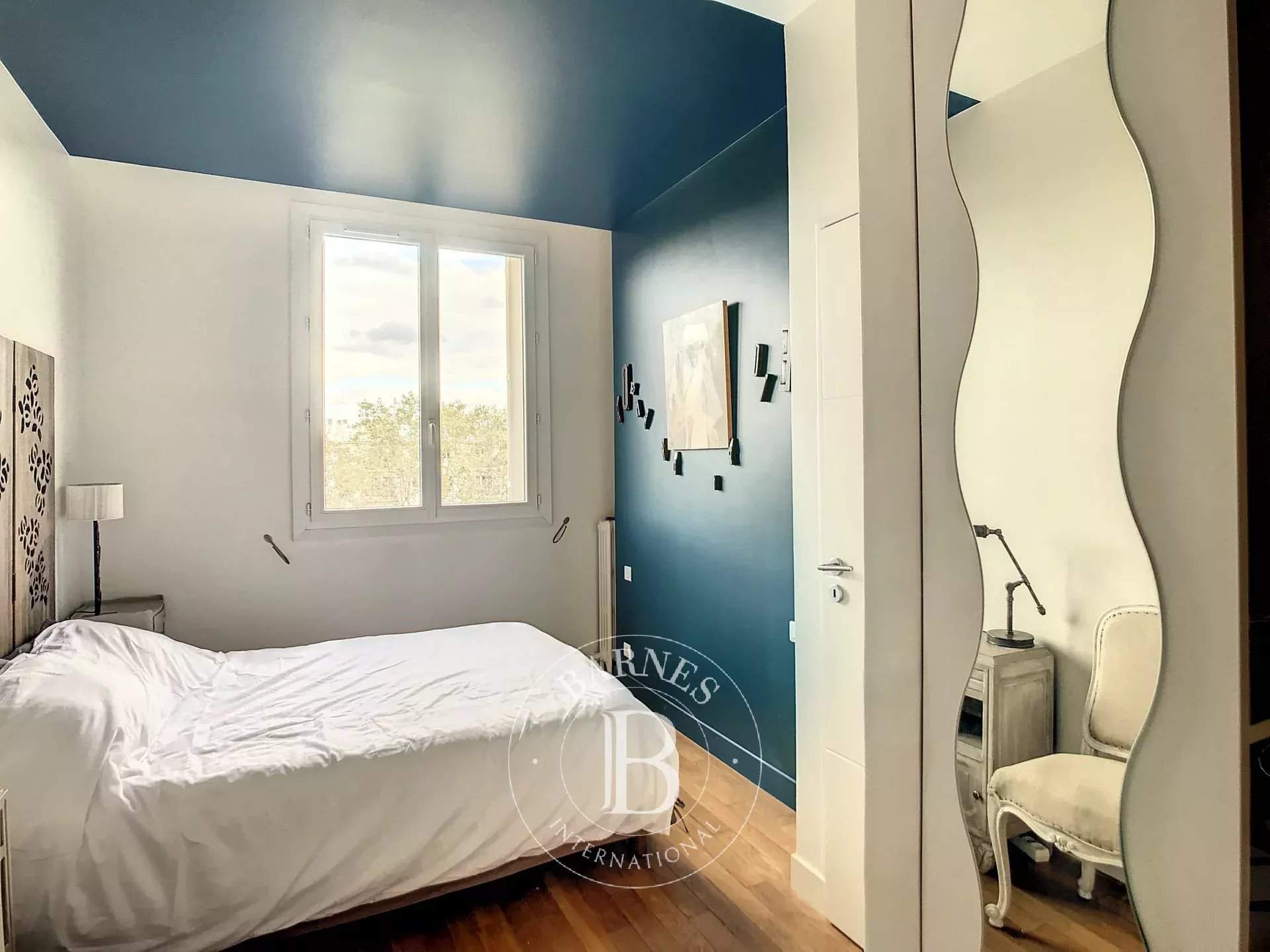 Neuilly-sur-Seine  - Apartment 2 Bedrooms - picture 9