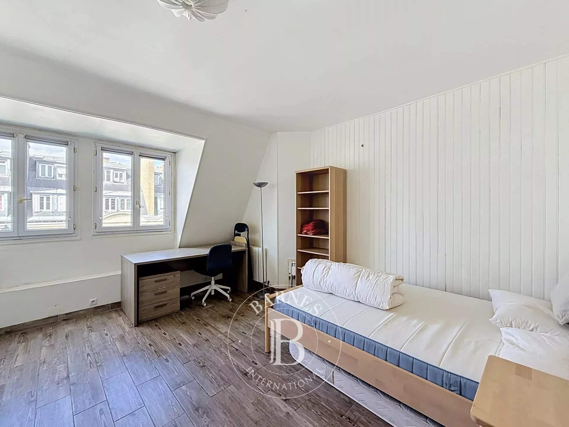 Neuilly-sur-Seine  - Apartment  - picture 1