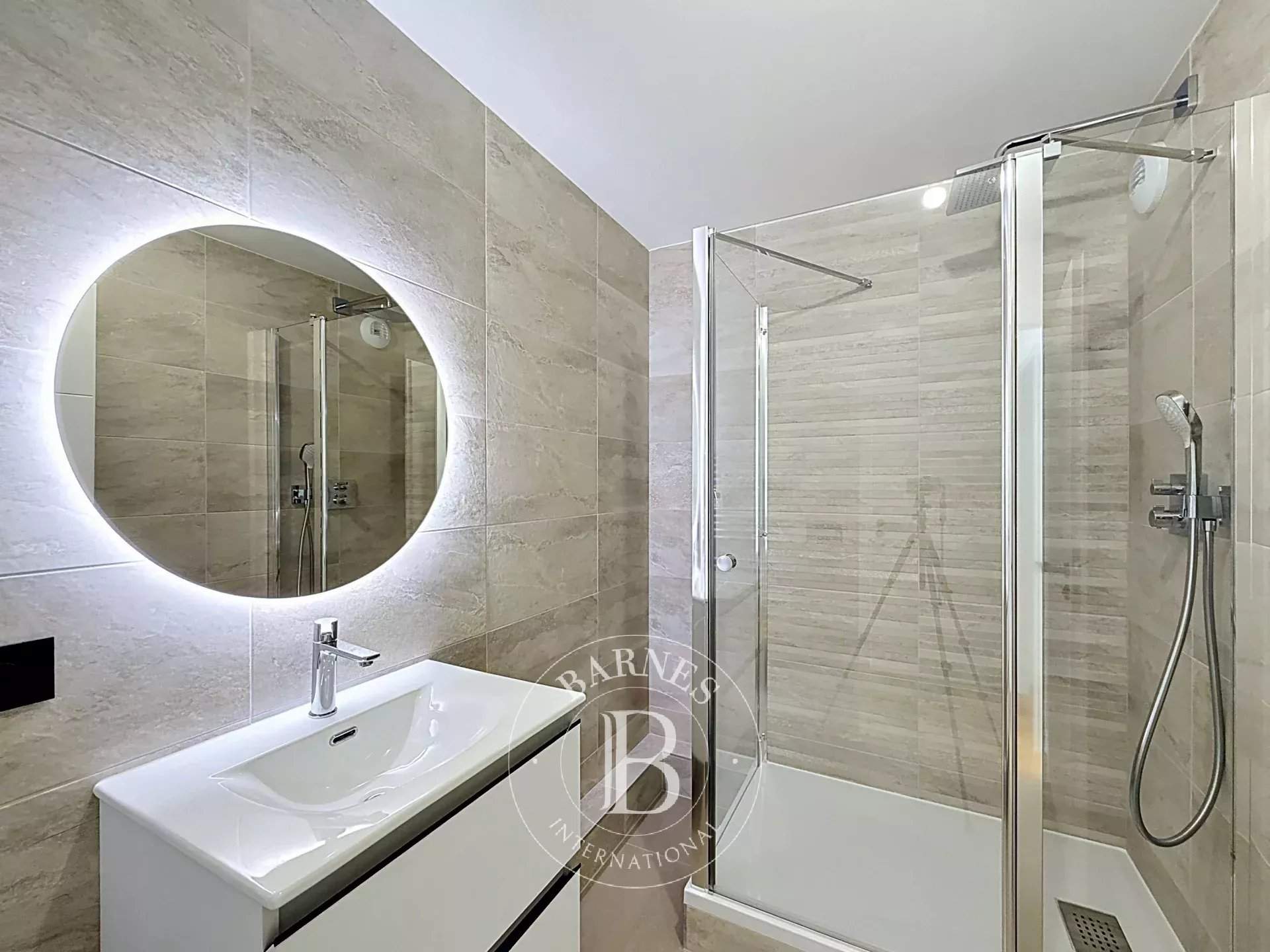 Neuilly-sur-Seine  - Appartement 5 Pi&egrave;ces 3 Chambres - picture 8
