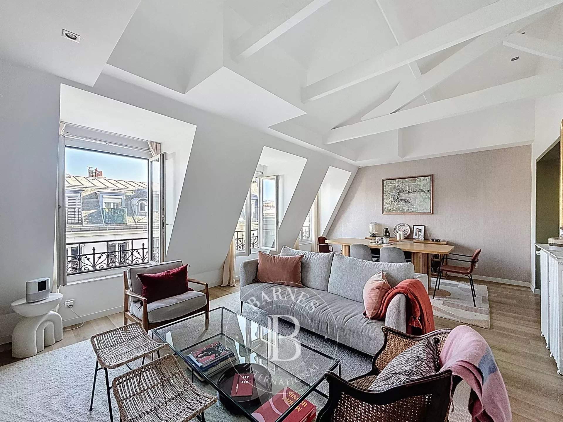 Neuilly-sur-Seine  - Apartment 3 Bedrooms - picture 1