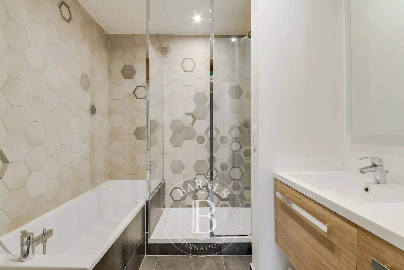 Neuilly-sur-Seine  - Piso 5 Cuartos 3 Habitaciones - picture 10
