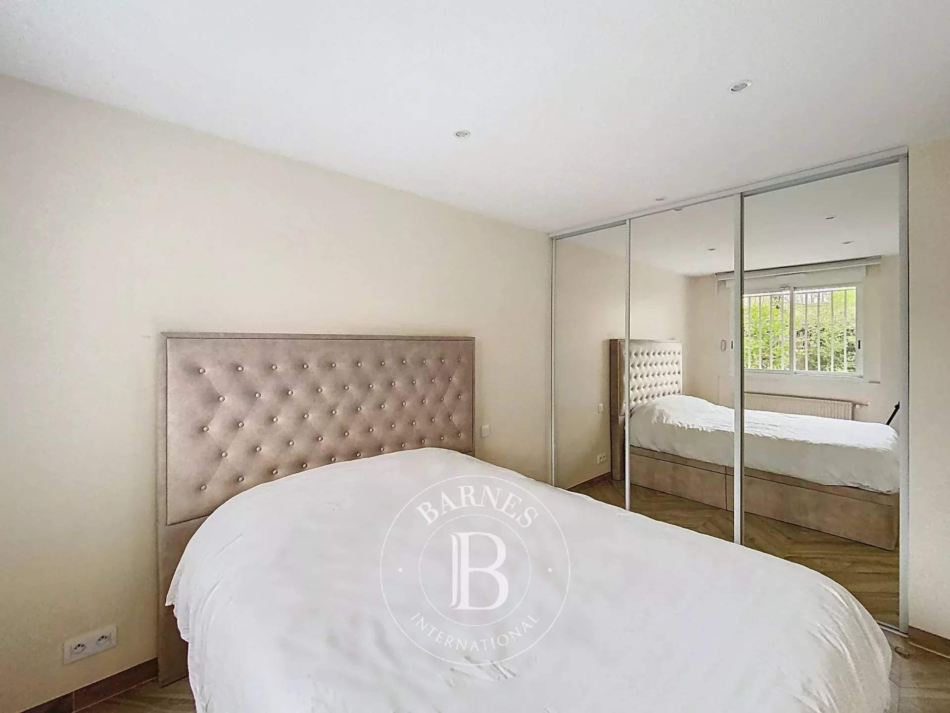 Neuilly-sur-Seine  - Appartement 3 Pi&egrave;ces 2 Chambres - picture 5