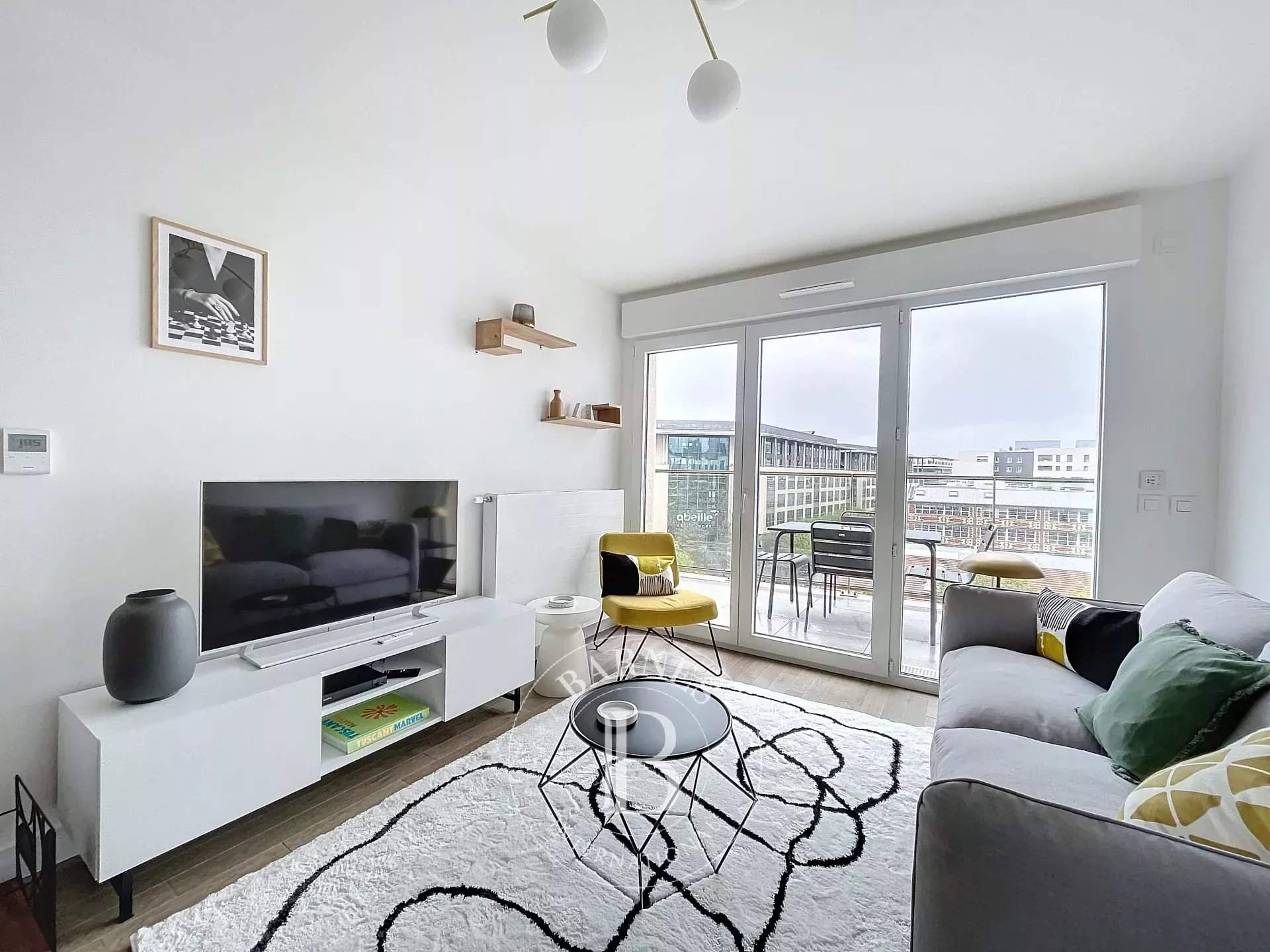 Courbevoie  - Appartement 2 Pi&egrave;ces, 1 Chambre - picture 1