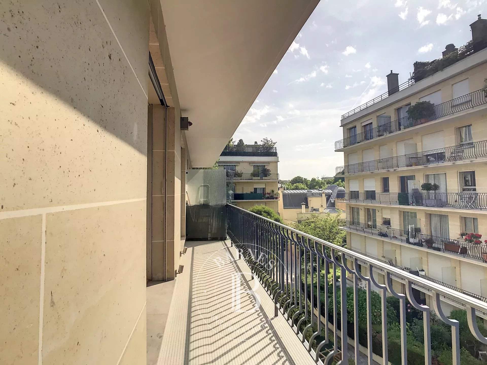 Neuilly-sur-Seine  - Apartment 4 Bedrooms - picture 7