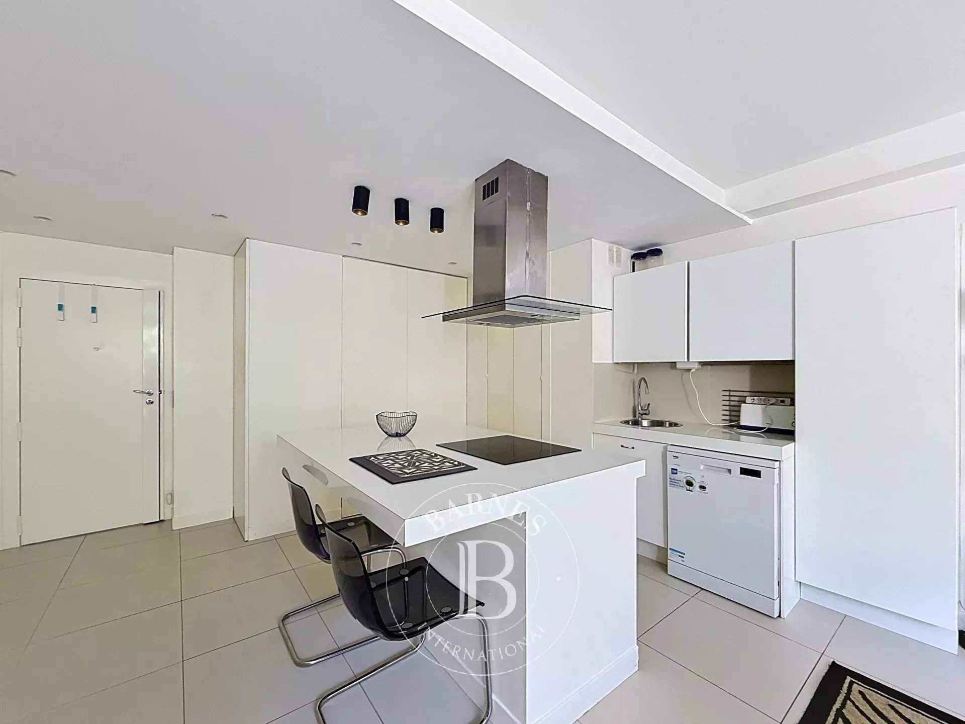 Neuilly-sur-Seine  - Appartement 2 Pi&egrave;ces, 1 Chambre - picture 4
