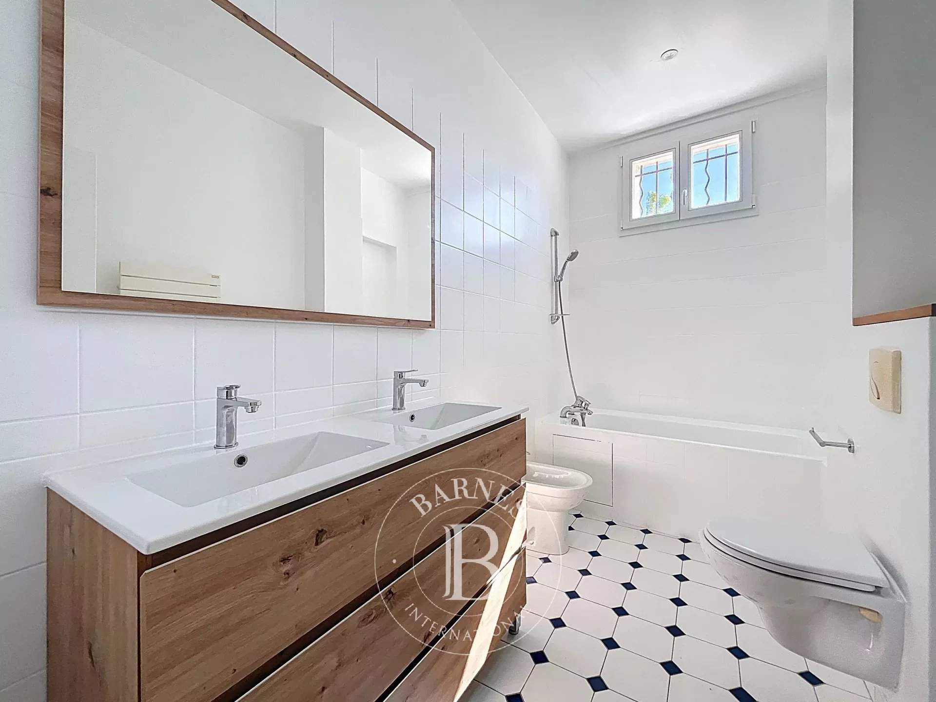 Neuilly-sur-Seine  - Piso 4 Cuartos 2 Habitaciones - picture 6