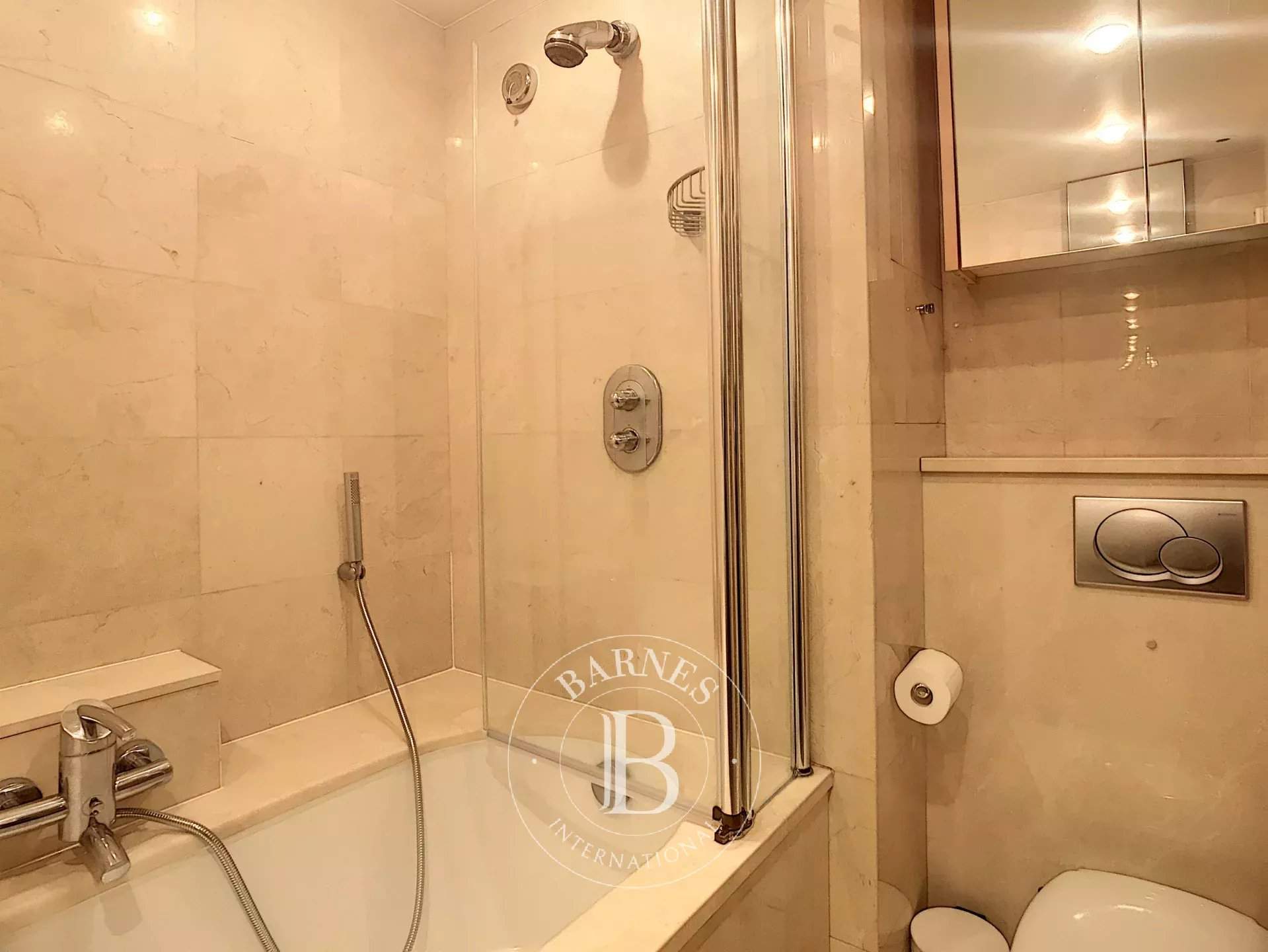 Neuilly-sur-Seine  - Piso 2 Cuartos, 1 Habitacion - picture 11