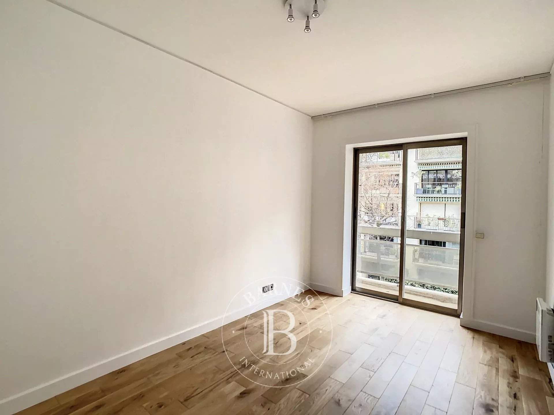 Neuilly-sur-Seine  - Appartement 3 Pi&egrave;ces 2 Chambres - picture 7