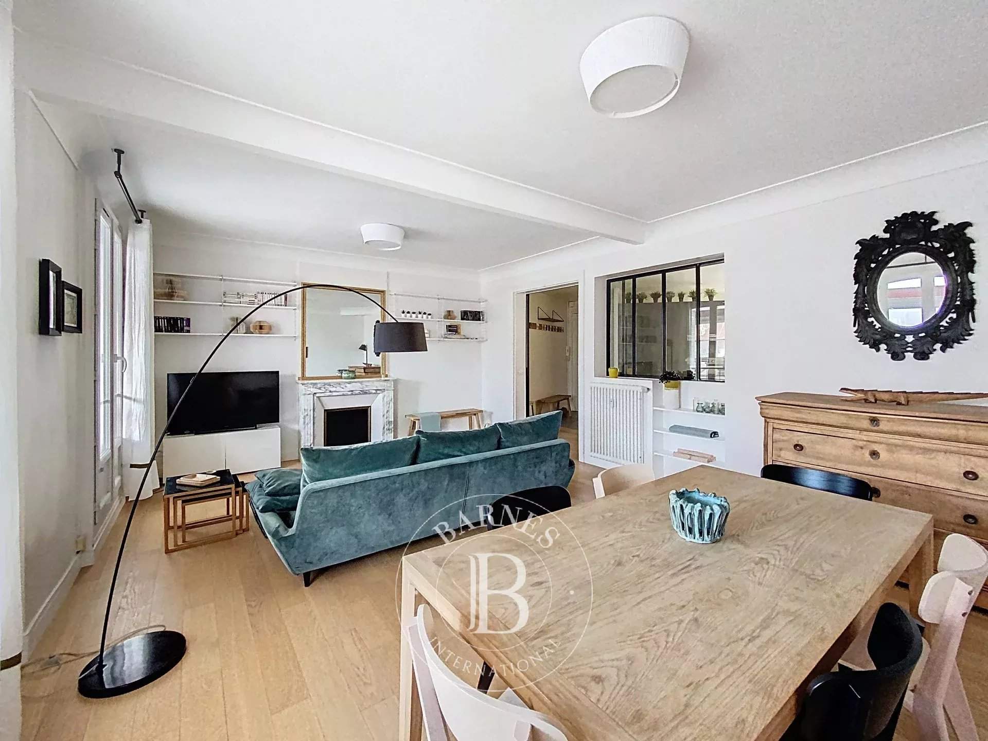 Courbevoie  - Appartement 3 Pi&egrave;ces 2 Chambres - picture 2