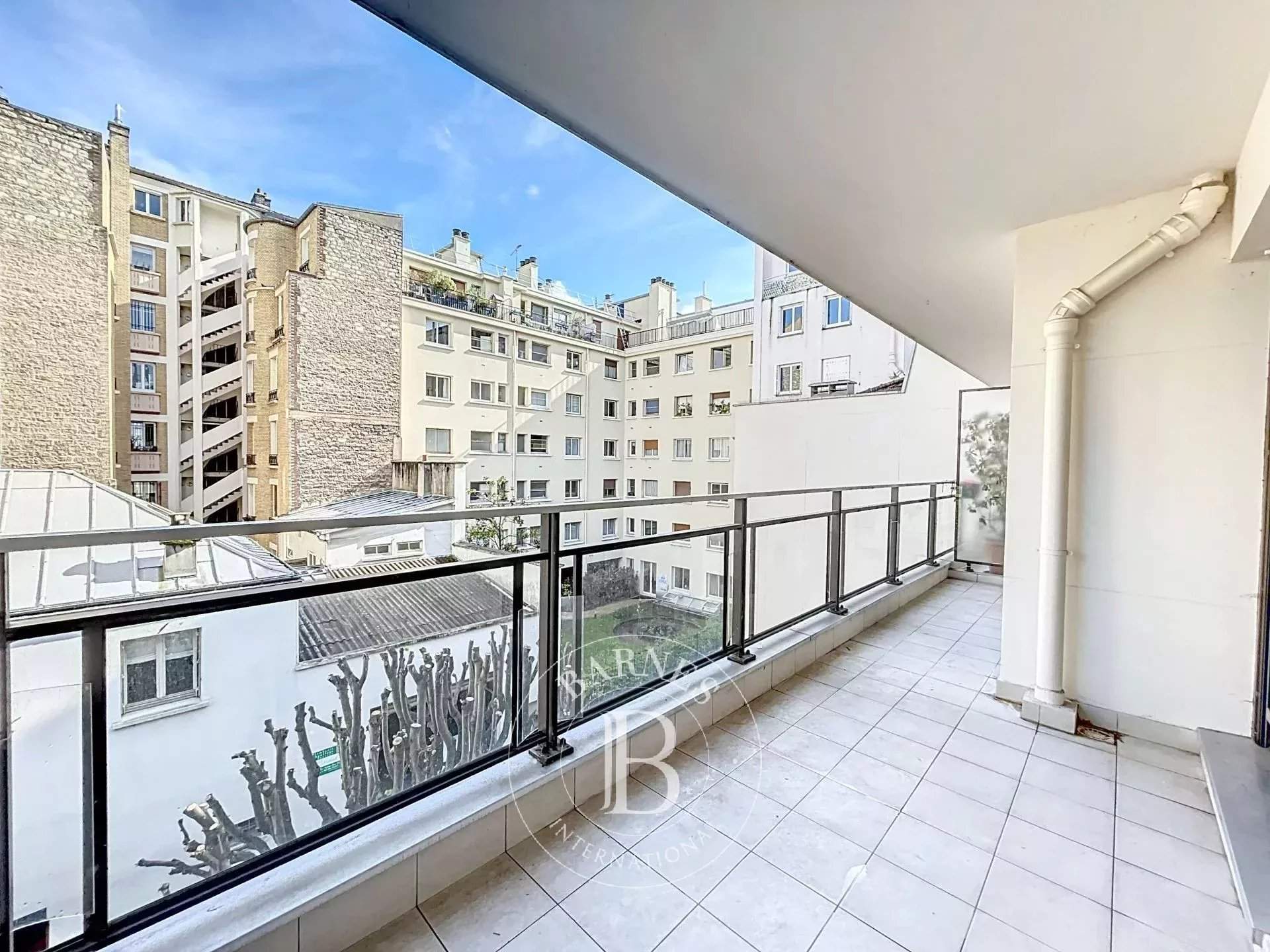Neuilly-sur-Seine  - Appartement 2 Pi&egrave;ces, 1 Chambre - picture 3